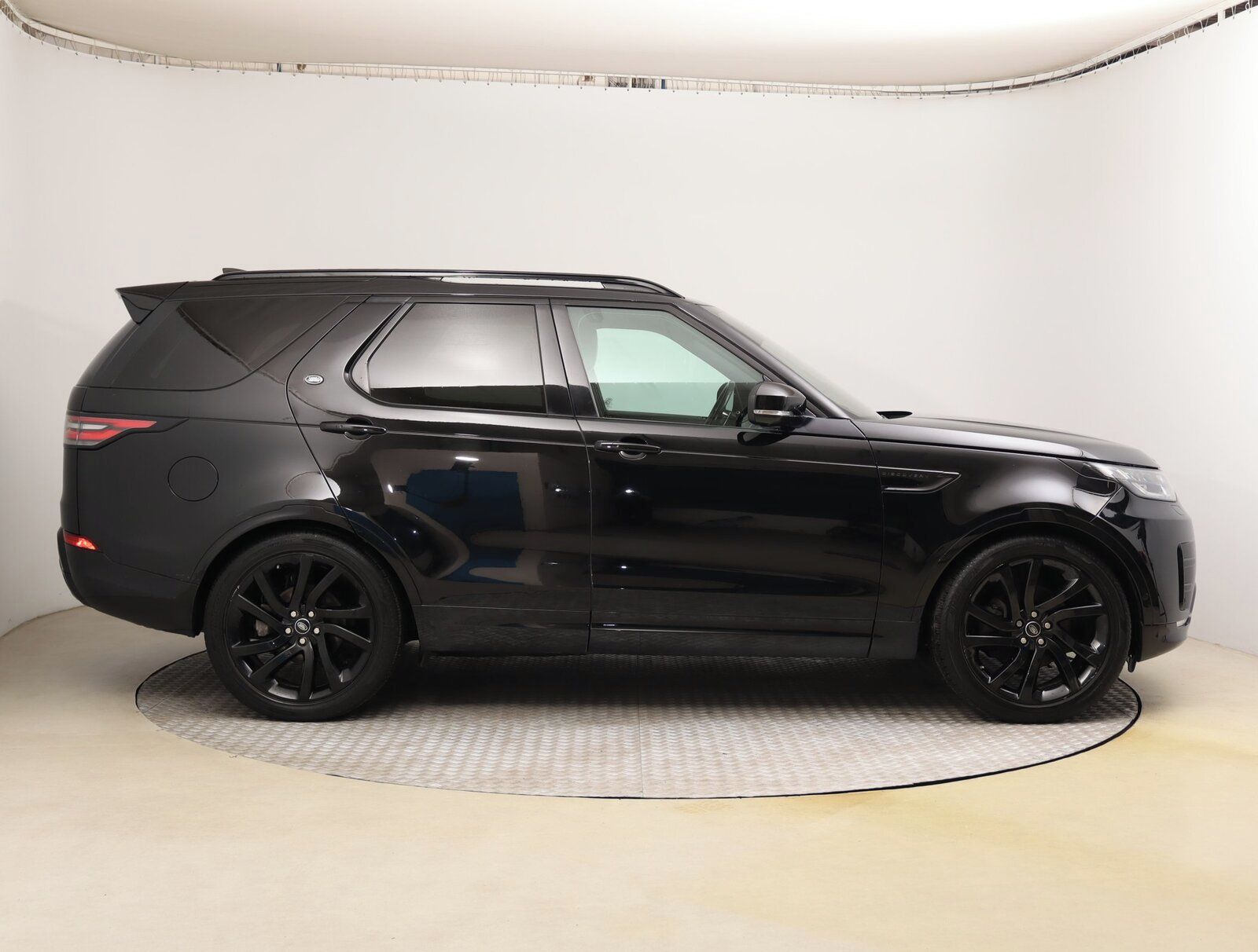 Land Rover Discovery, 3.0 Td6, 4X4, Automat - fotka 6
