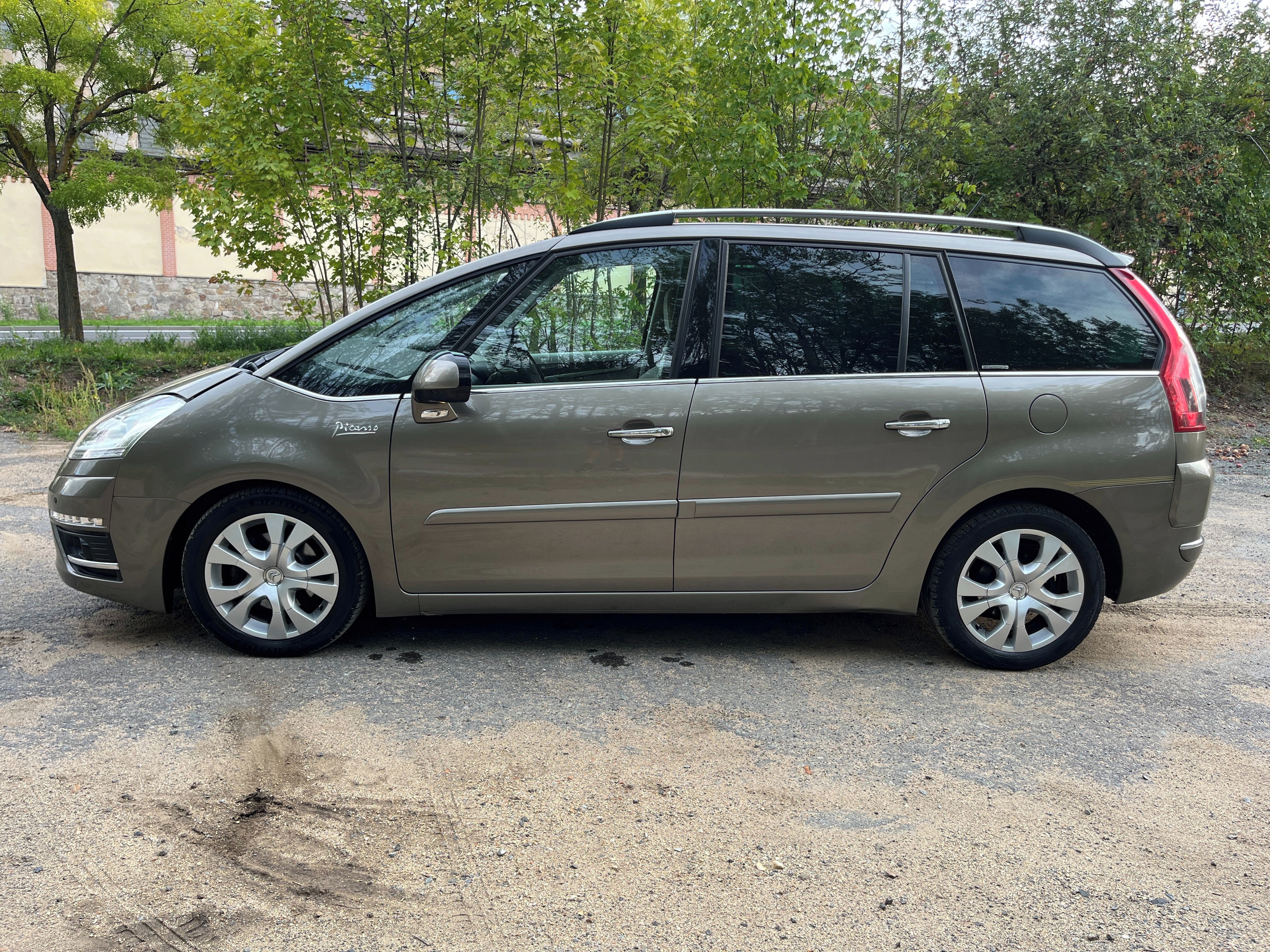 Citroën C4 Picasso, 2.0hdi 110kw 1.maj max.výbava - fotka 3