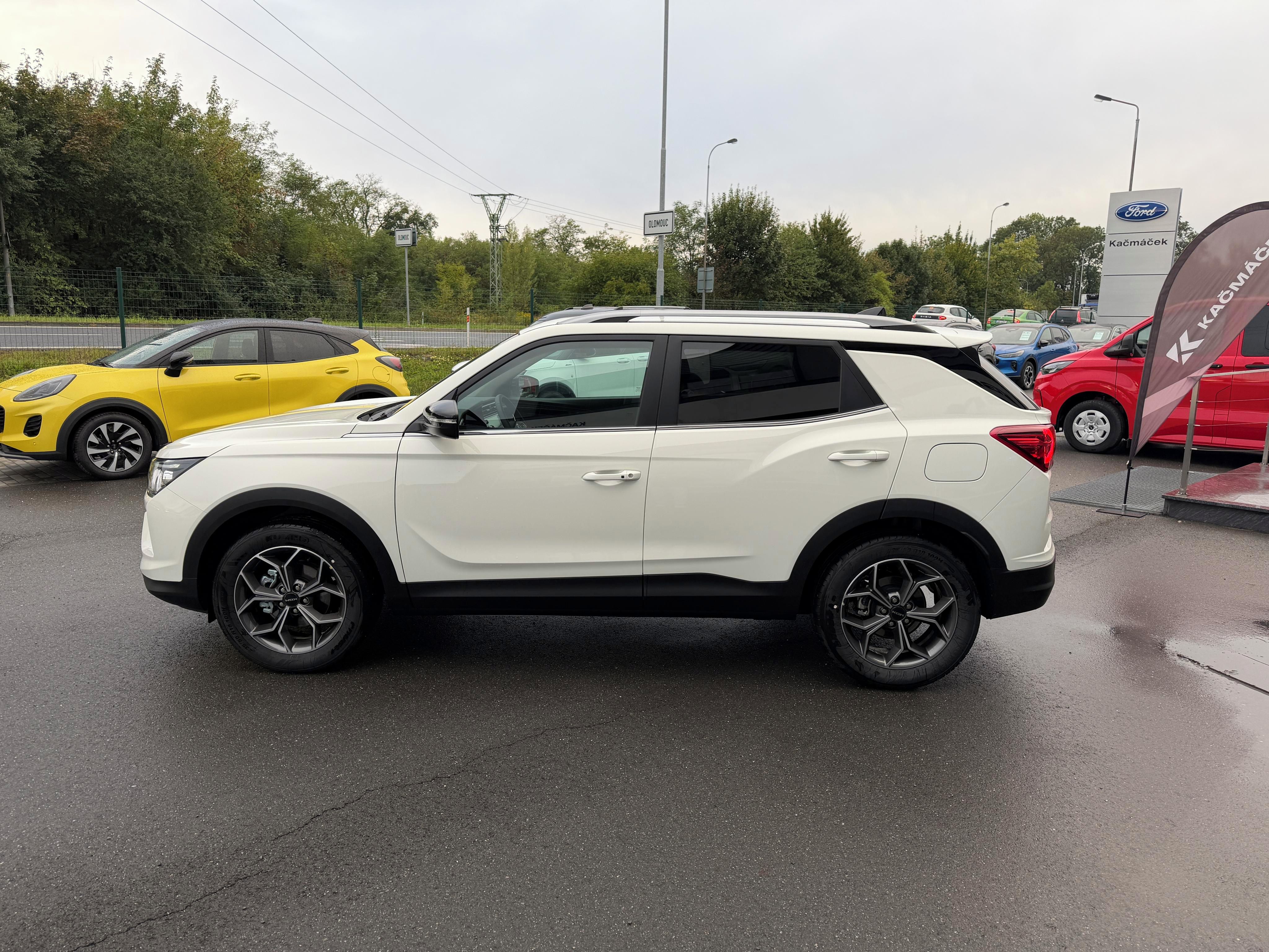 KGM Korando - fotka 6