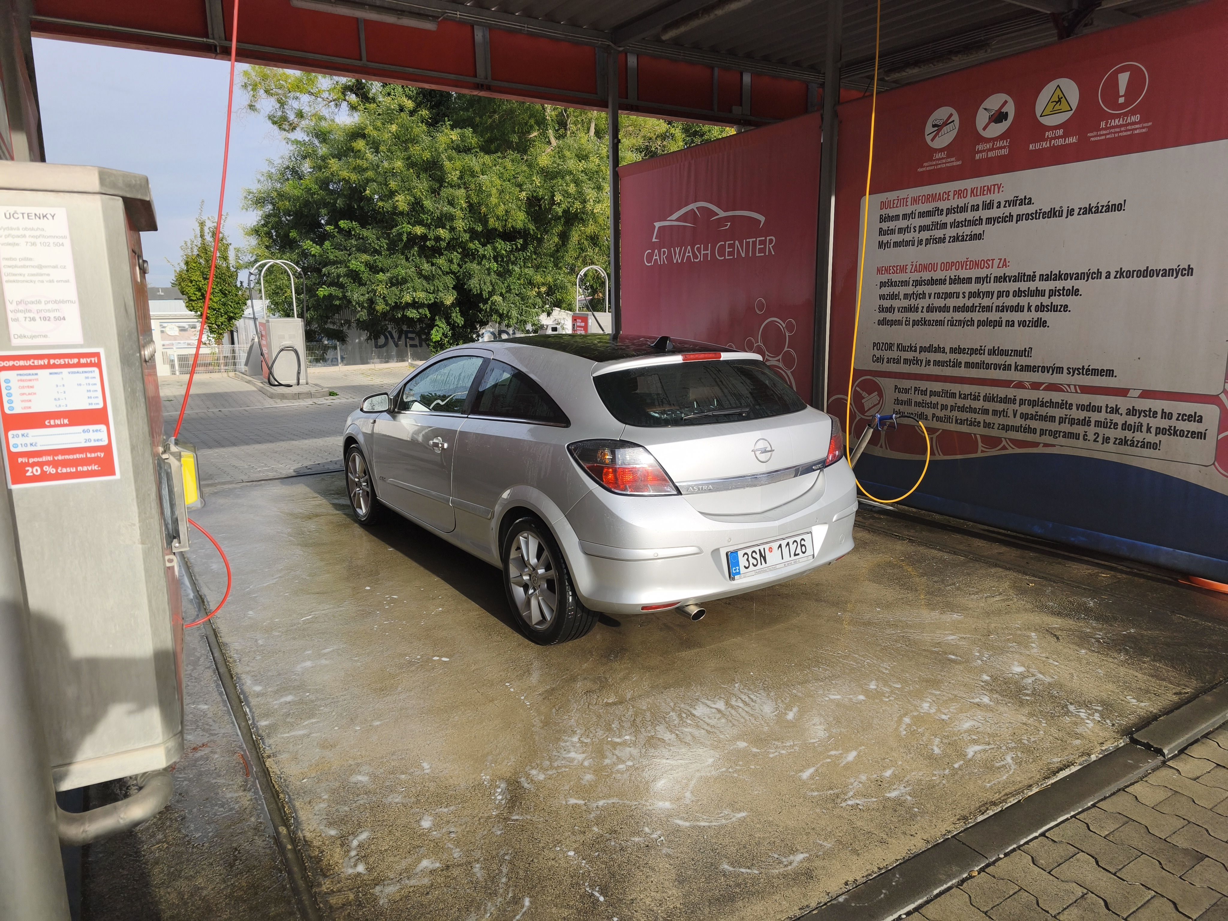 Opel Astra, H GTC 1.6 - fotka 5