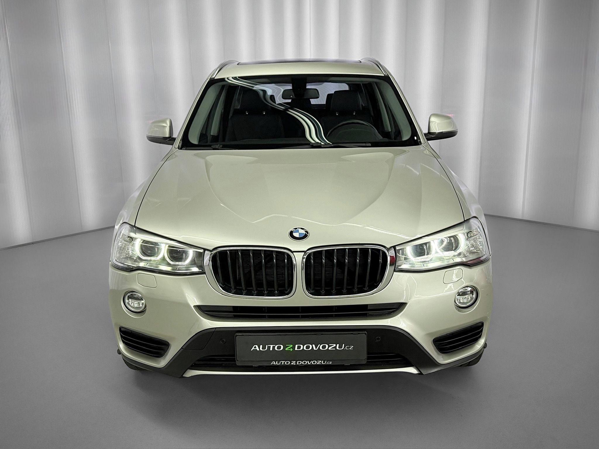 BMW X3, 2.0d xDrive, PANORAMA, TAŽNÉ - fotka 2