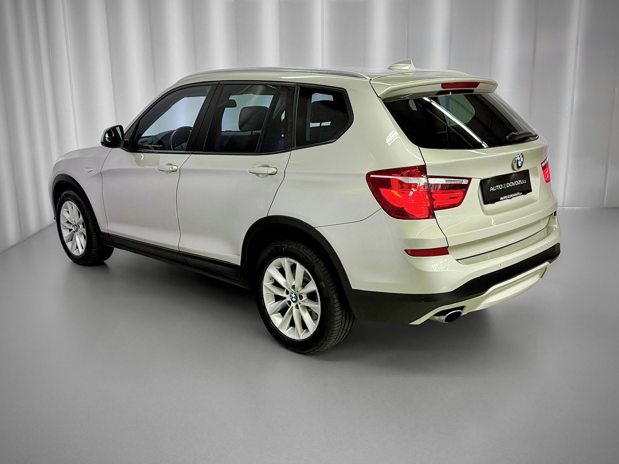 BMW X3, 2.0d xDrive, PANORAMA, TAŽNÉ - fotka 4
