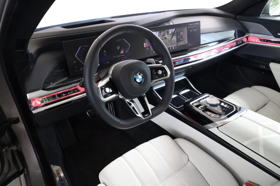 BMW Řada 7, 740d xDrive Sedan - fotka 4