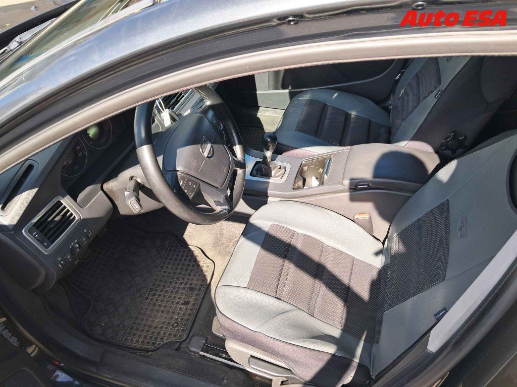 Volvo V70, 2.0d - fotka 3