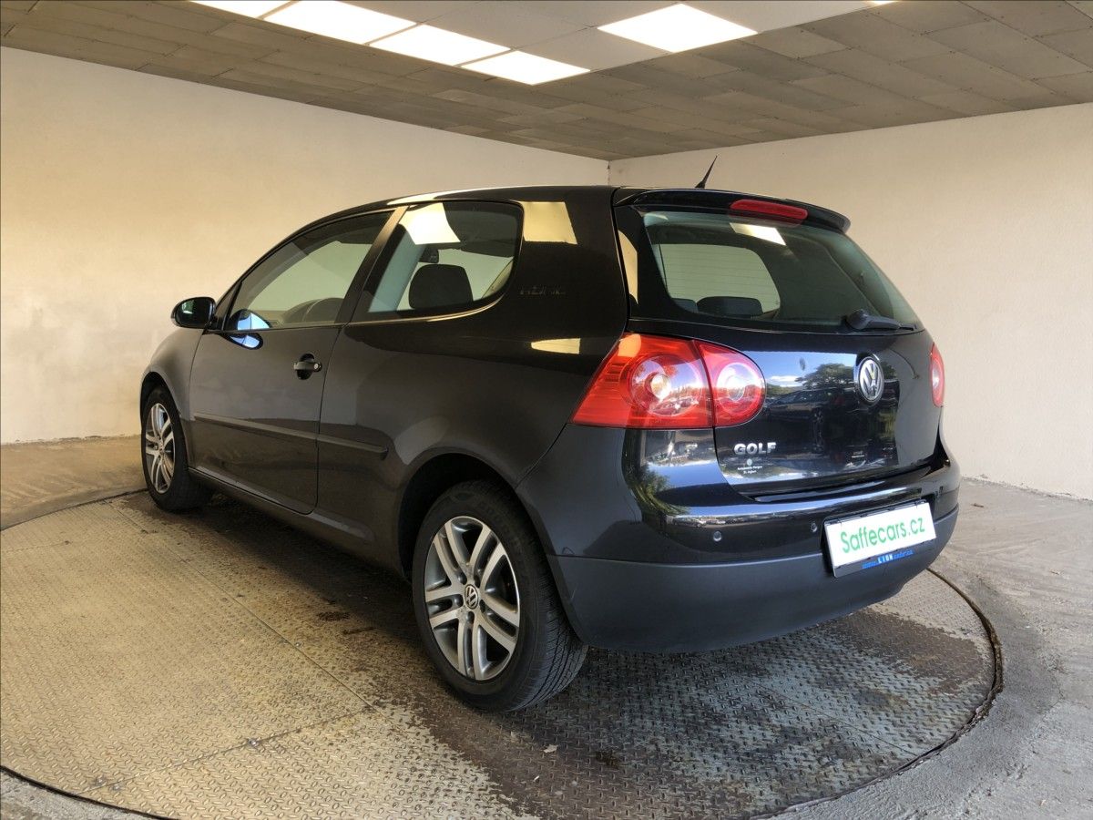 Volkswagen Golf, 1,4 16V - fotka 5