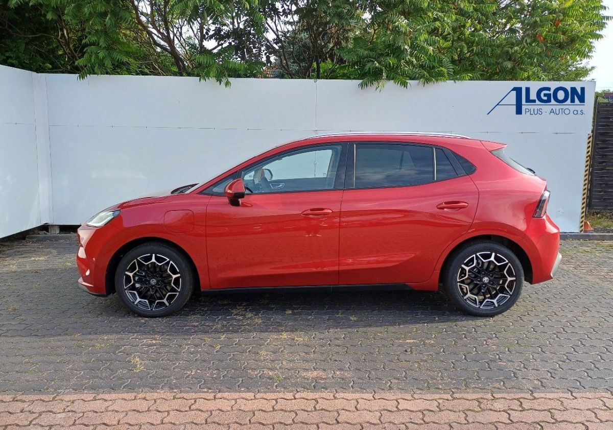 MG MG4 EV Urban, Premium 118 kW / 160 k&nbsp;54 - fotka 4