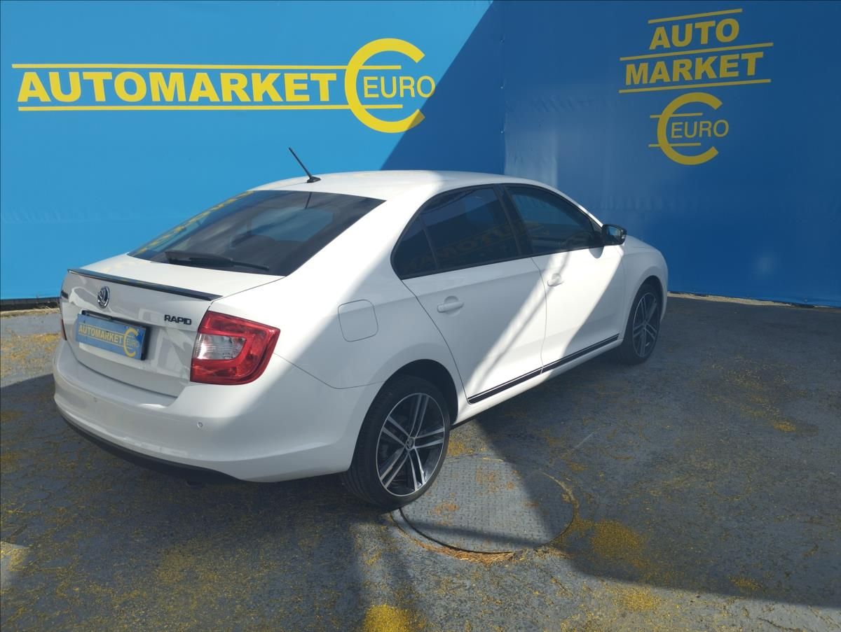 Škoda Rapid, 1,2 81KW - fotka 4
