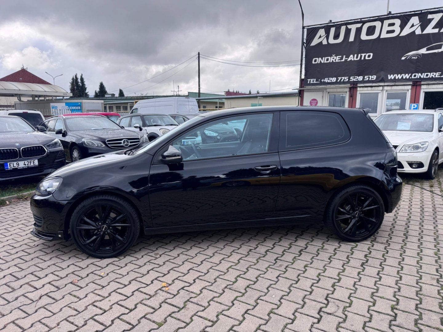 Volkswagen Golf, 1,4i 59 KW BRZDY PNEU LAK - fotka 3