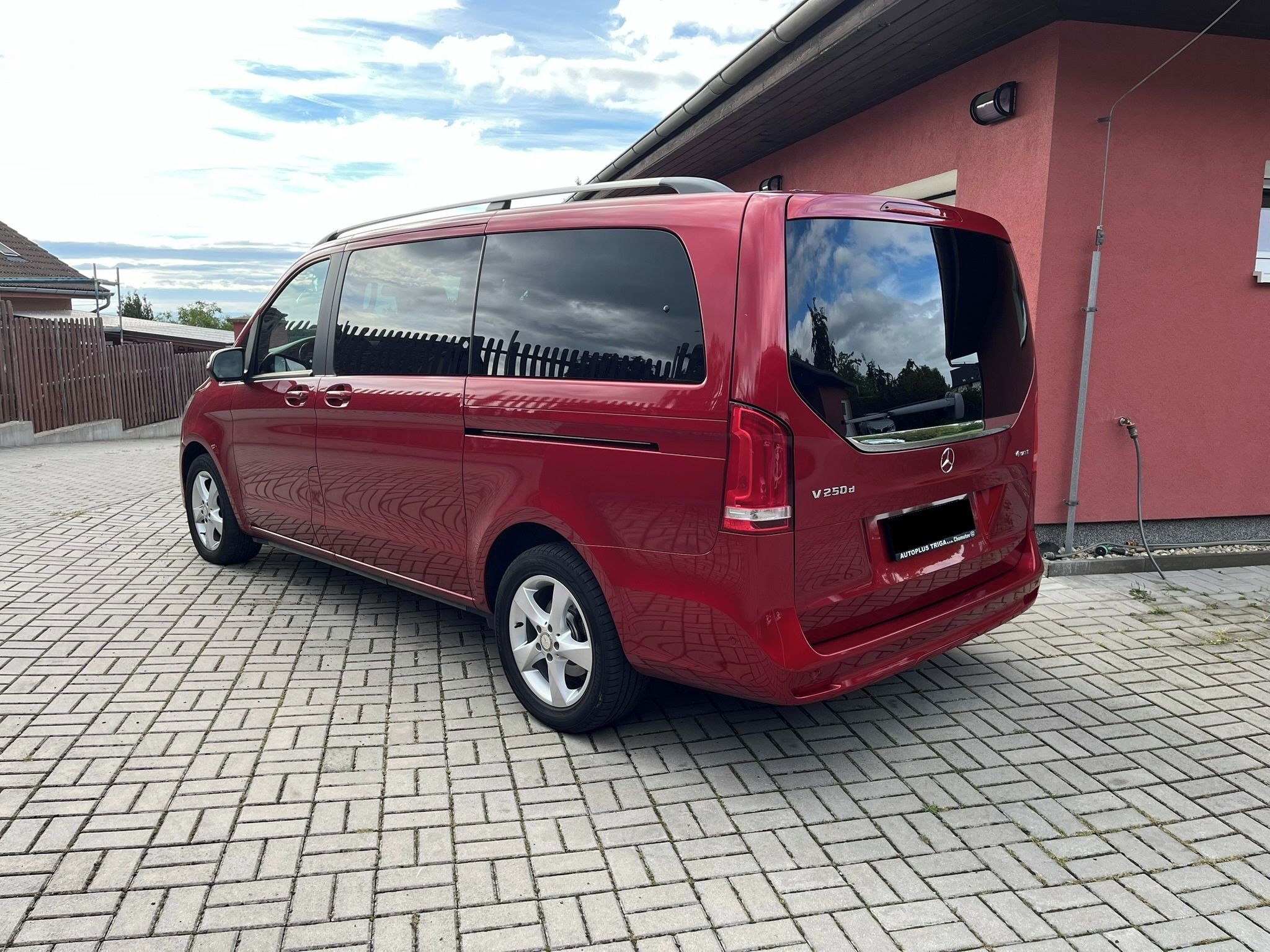 Mercedes-Benz Třídy V, 250d*L*4MATIC*6míst*DPH - fotka 4