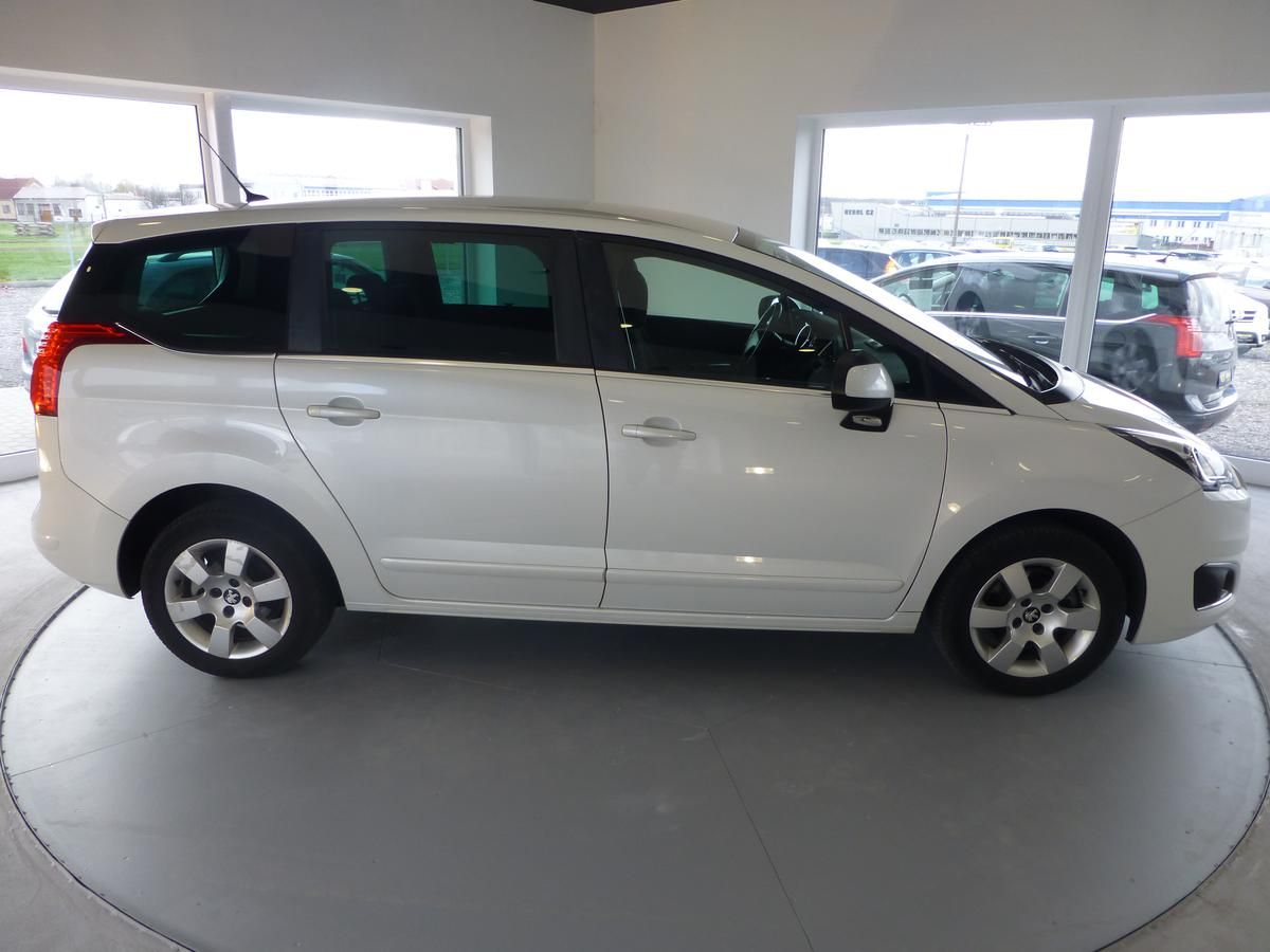 Peugeot 5008, 1,6HDI*NAVIGACE.*PARKS**NEW - fotka 4