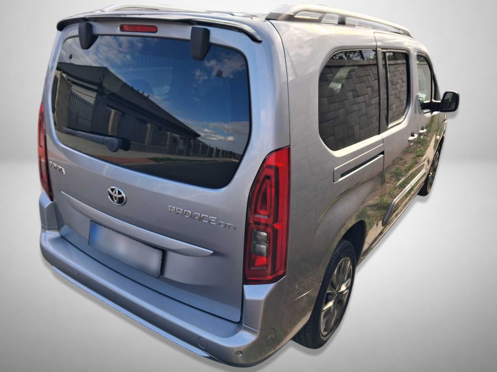 Toyota Proace City Verso, Maxi 1.2 T, Family, 7Míst - fotka 2