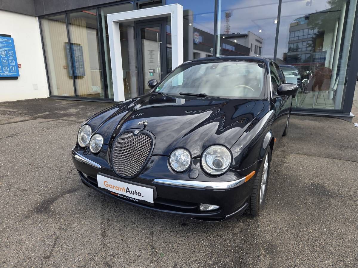 Jaguar S-Type, 3.0i