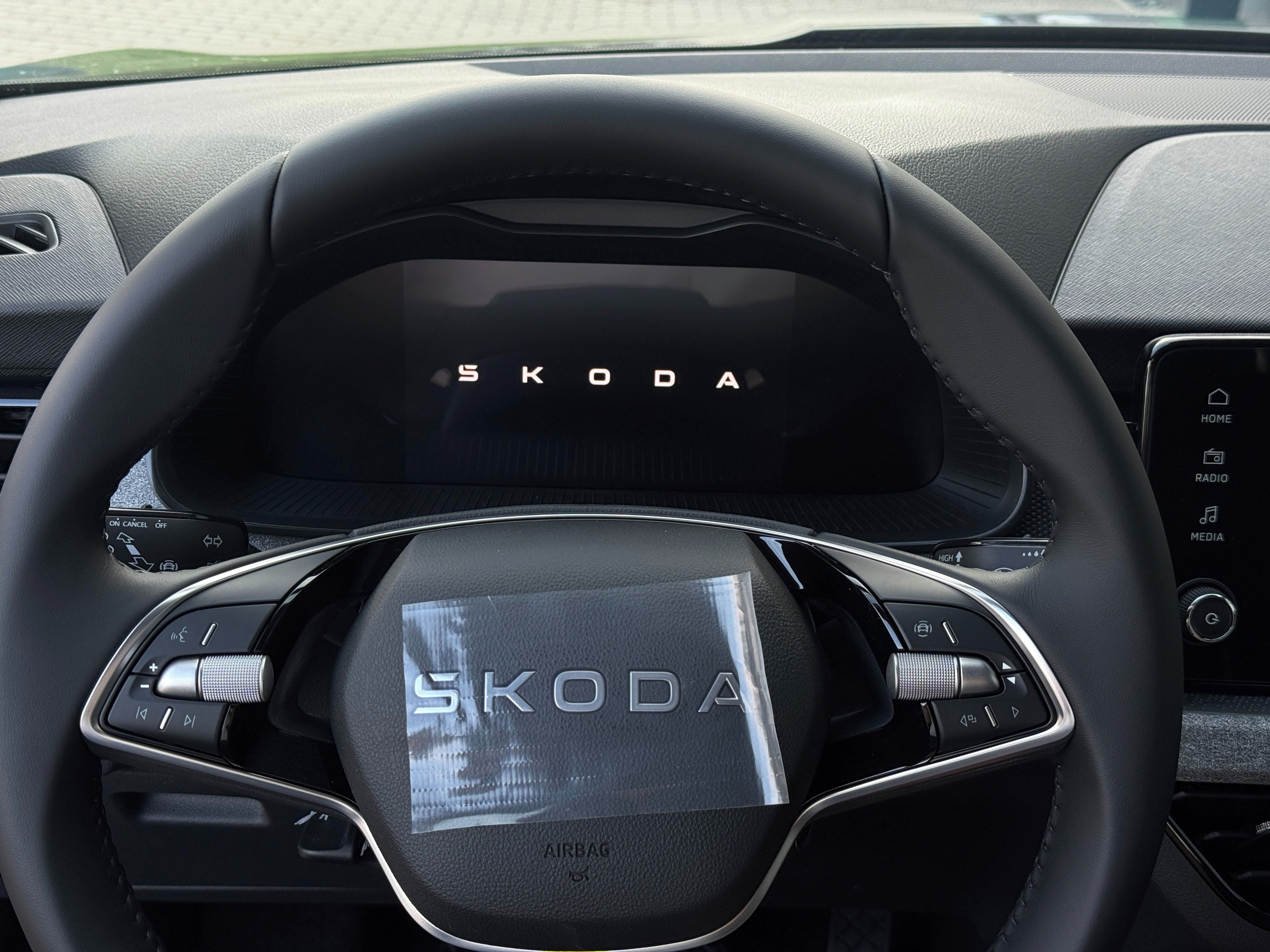 Škoda Kamiq, 1.5 TSI 110 kW Classic - fotka 5