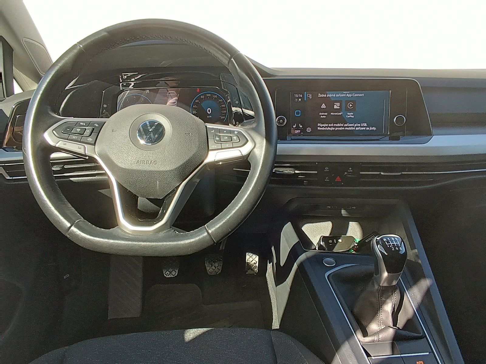 Volkswagen Golf, VIII Life 1,0TSi/81kw 6°MP - fotka 5