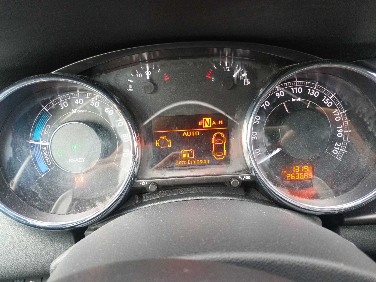 Peugeot 3008, Hybrid4, 4X4, Automat - fotka 3