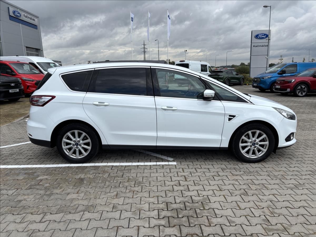 Ford S-MAX, 2,0 TDCi 110 kW Titanium - fotka 6