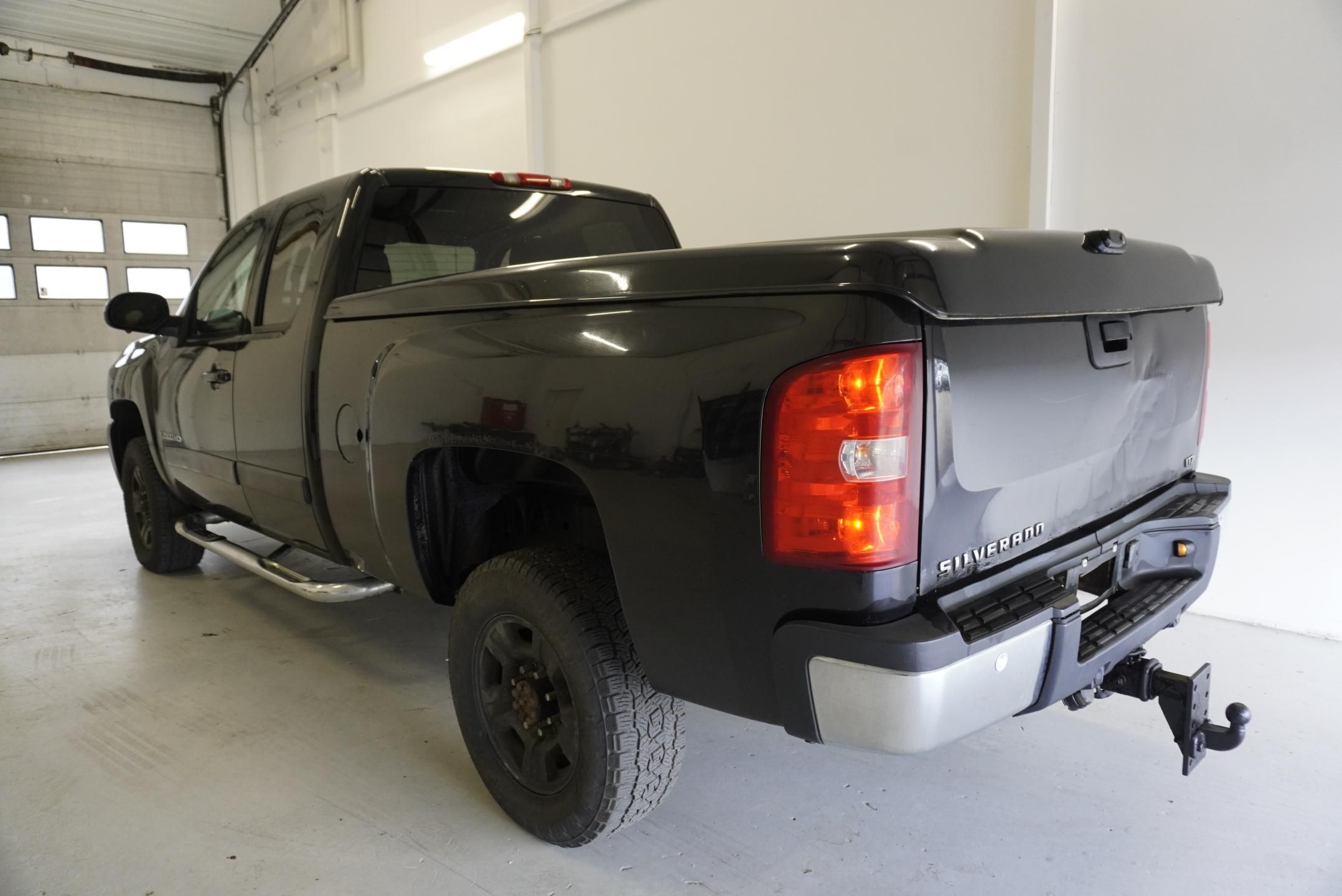 Chevrolet Silverado, 2500 6.6 V8 - fotka 5