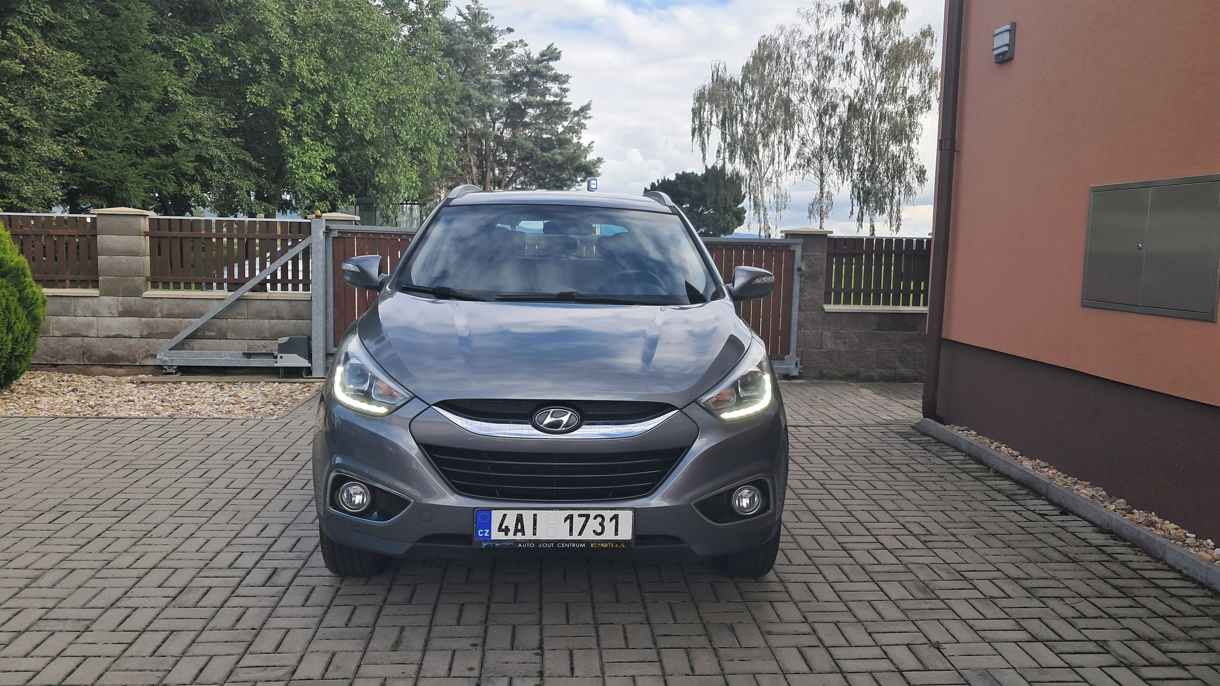 Hyundai ix35, 1.6i / 99KW COMFORT - fotka 2