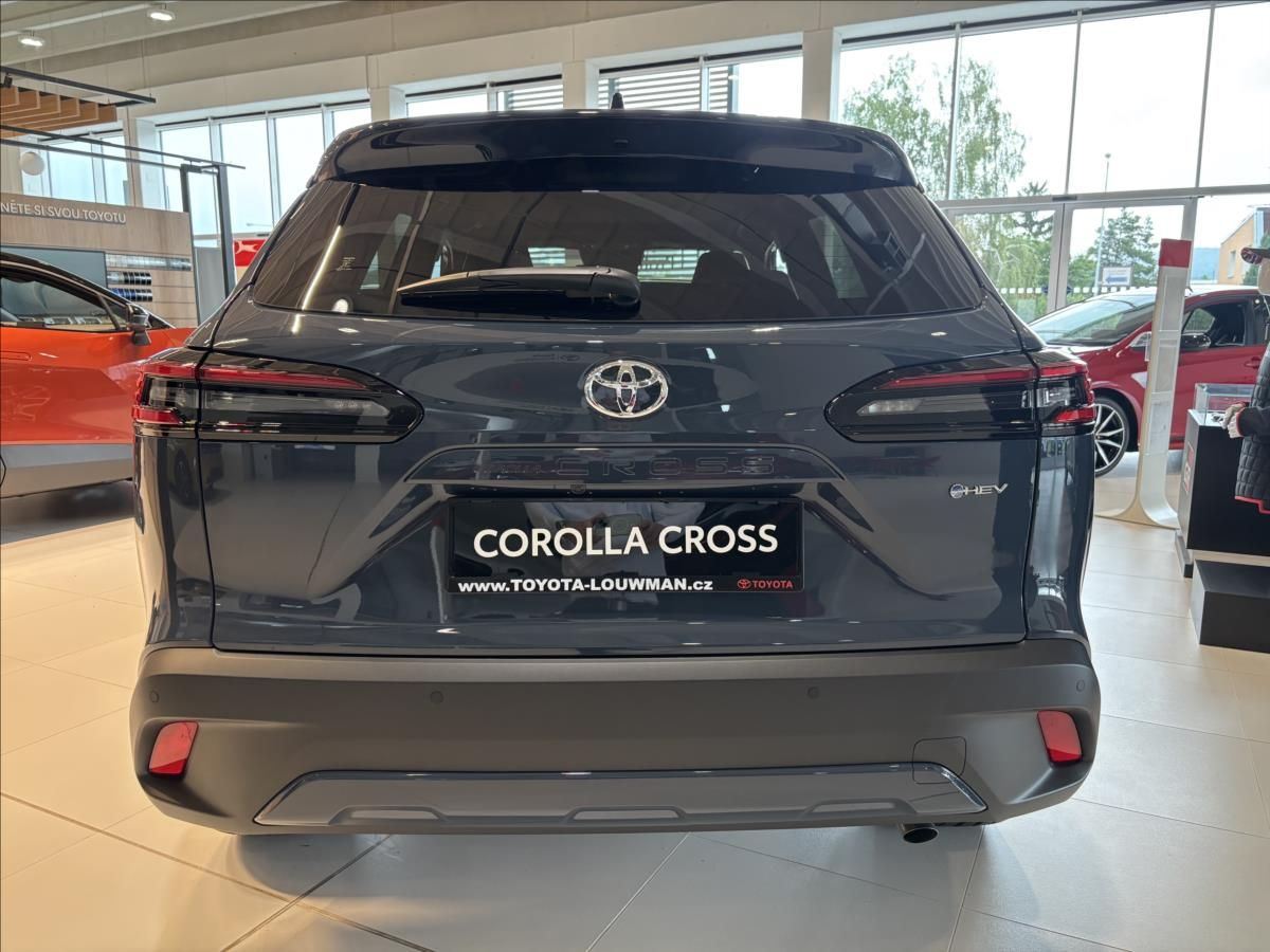 Toyota Corolla Cross, 2,0 Executive Skyview - fotka 6