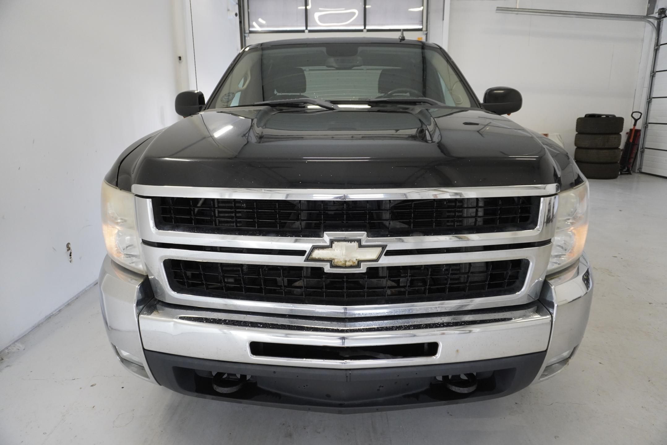 Chevrolet Silverado, 2500 6.6 V8 - fotka 2