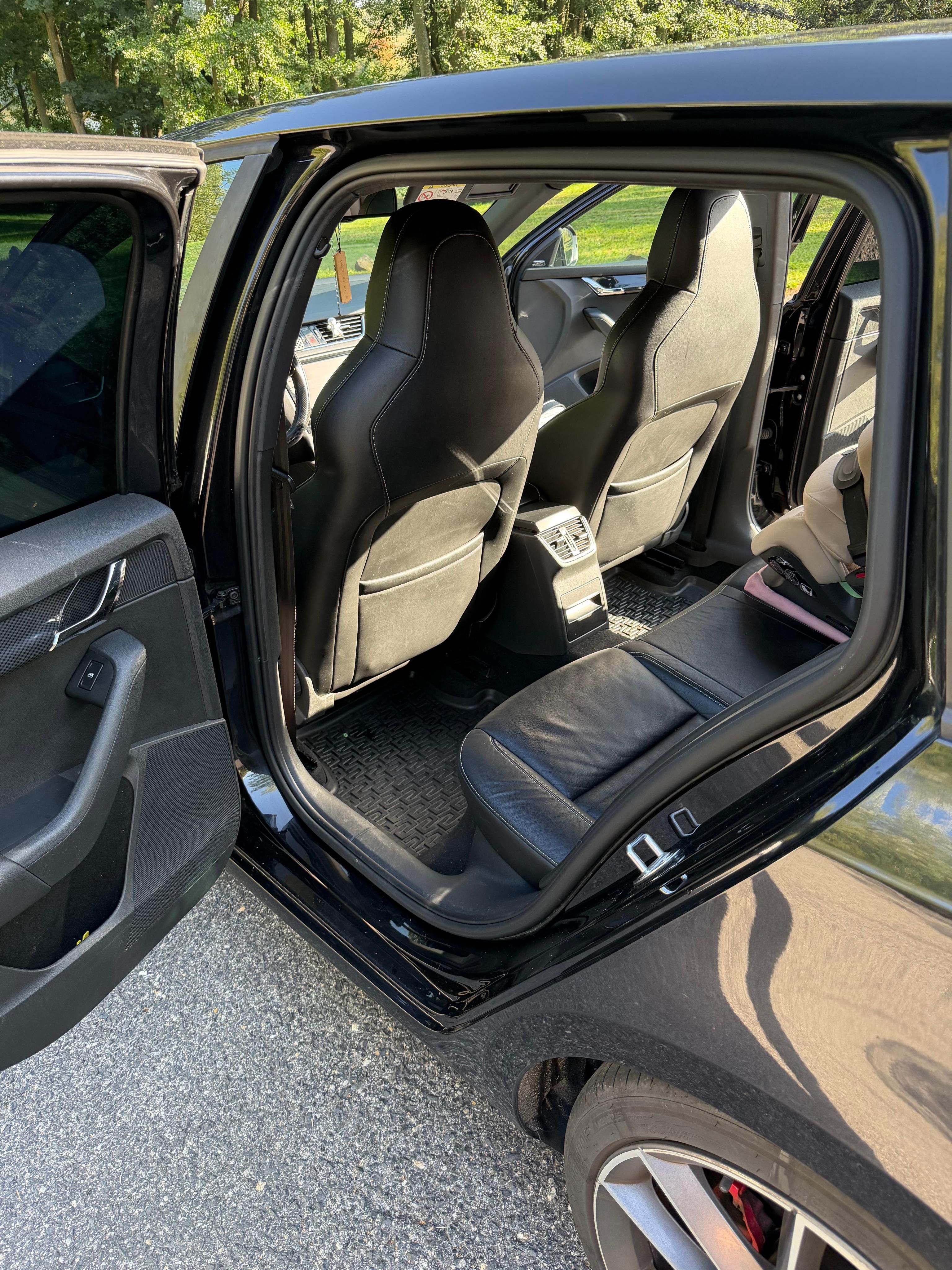Škoda Octavia, Škoda Octavia 2.0 TDI DSG - fotka 6
