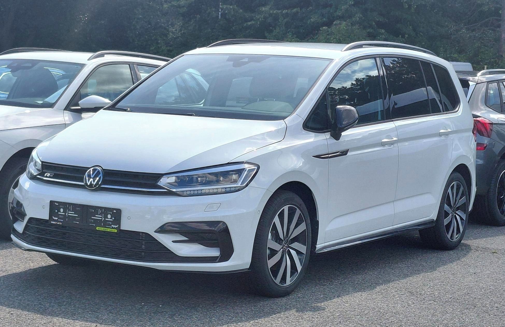 Volkswagen Touran, HL R-Line1,5TSI 110kWEVO2 7DSG