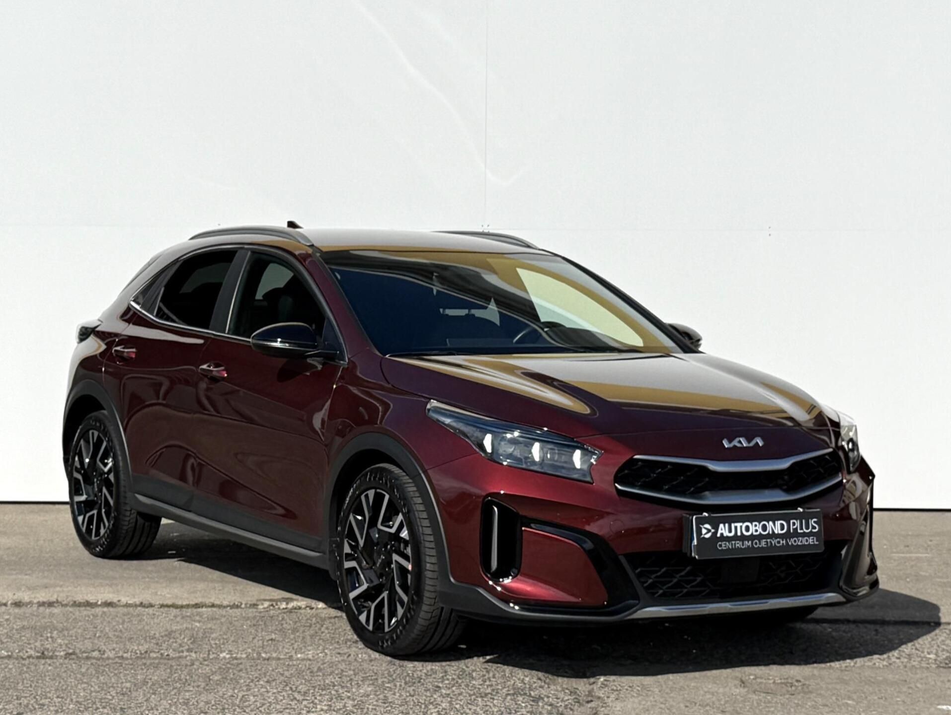 Kia XCee´d, 1.6 T-GDI 110kW DCT STEEL Edit - fotka 6