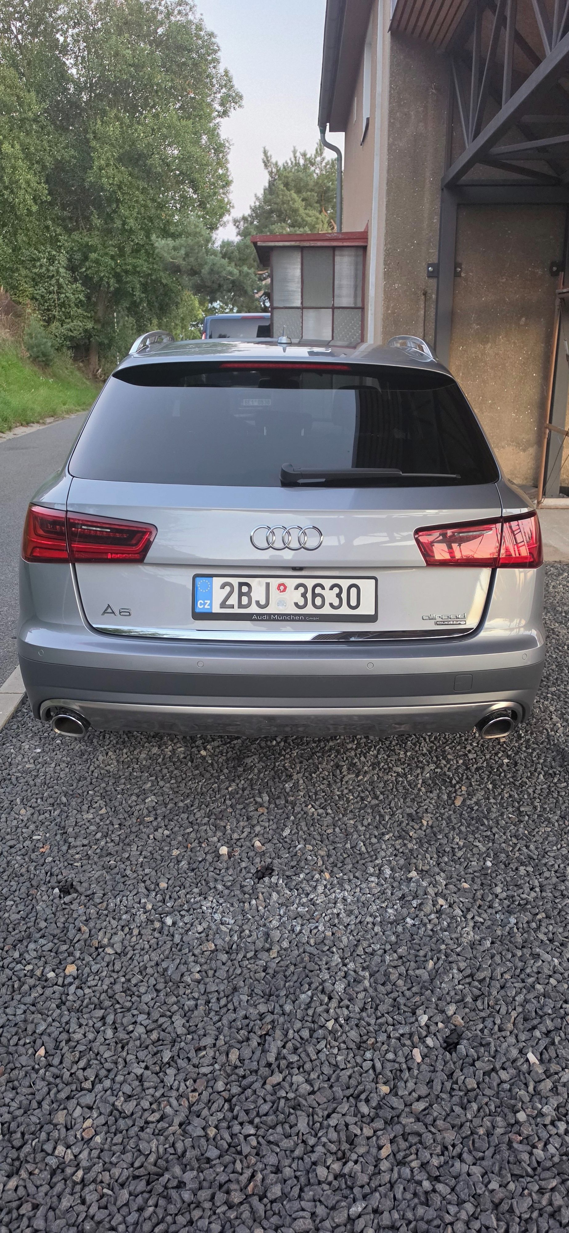 Audi A6 allroad, 3.0 TDI V6 - fotka 4