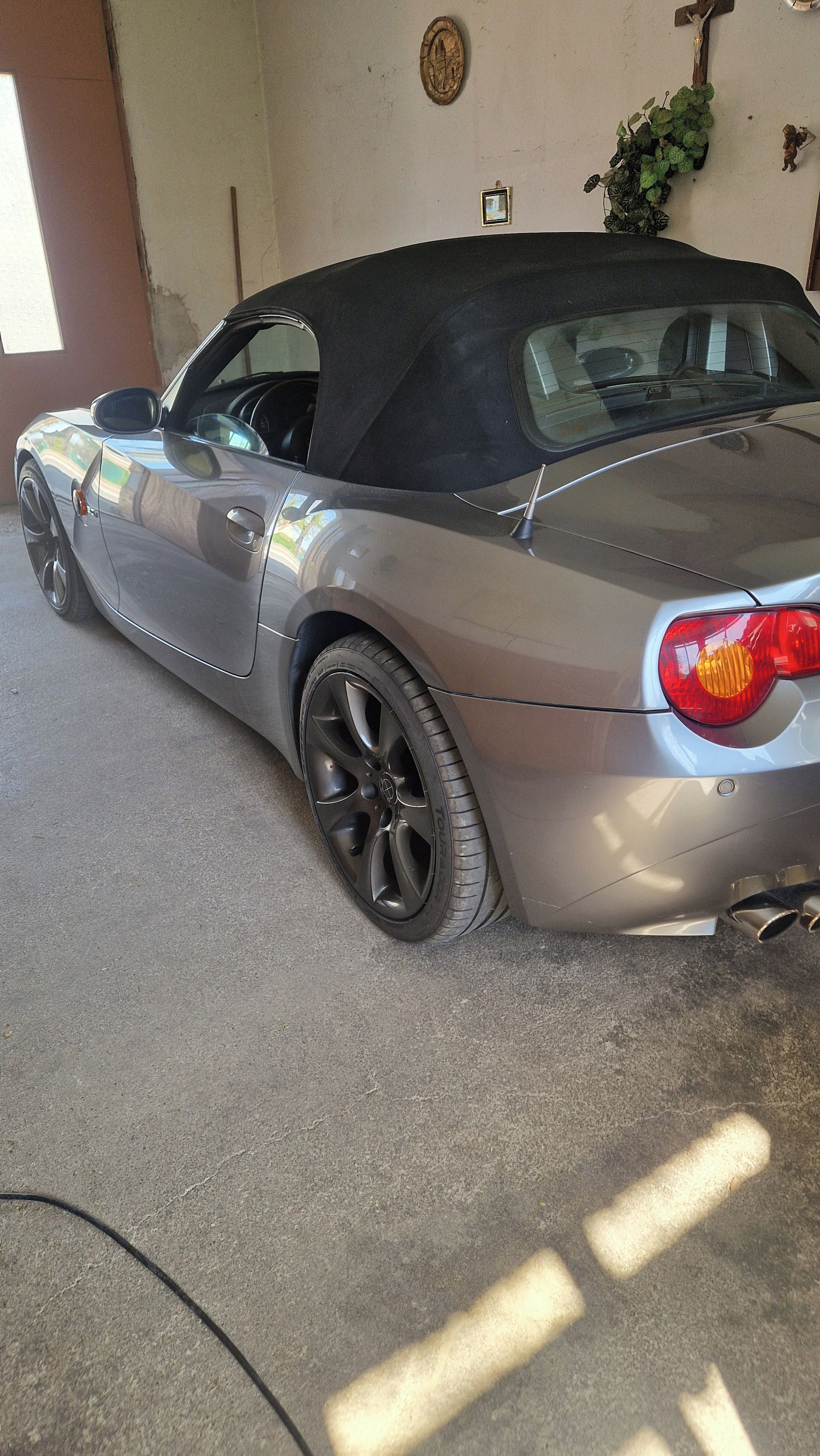 BMW Z4, cabrio 3.0l 170KW - fotka 2