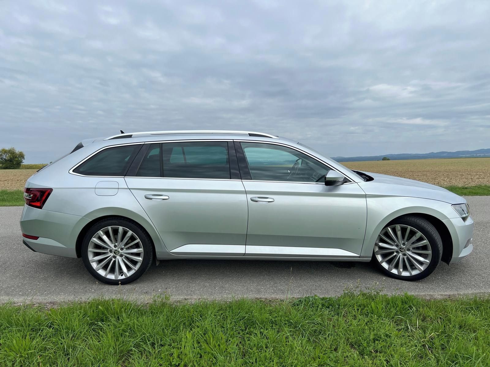 Škoda Superb, 2018 Škoda Superb 2.0TDI 140kw - fotka 4
