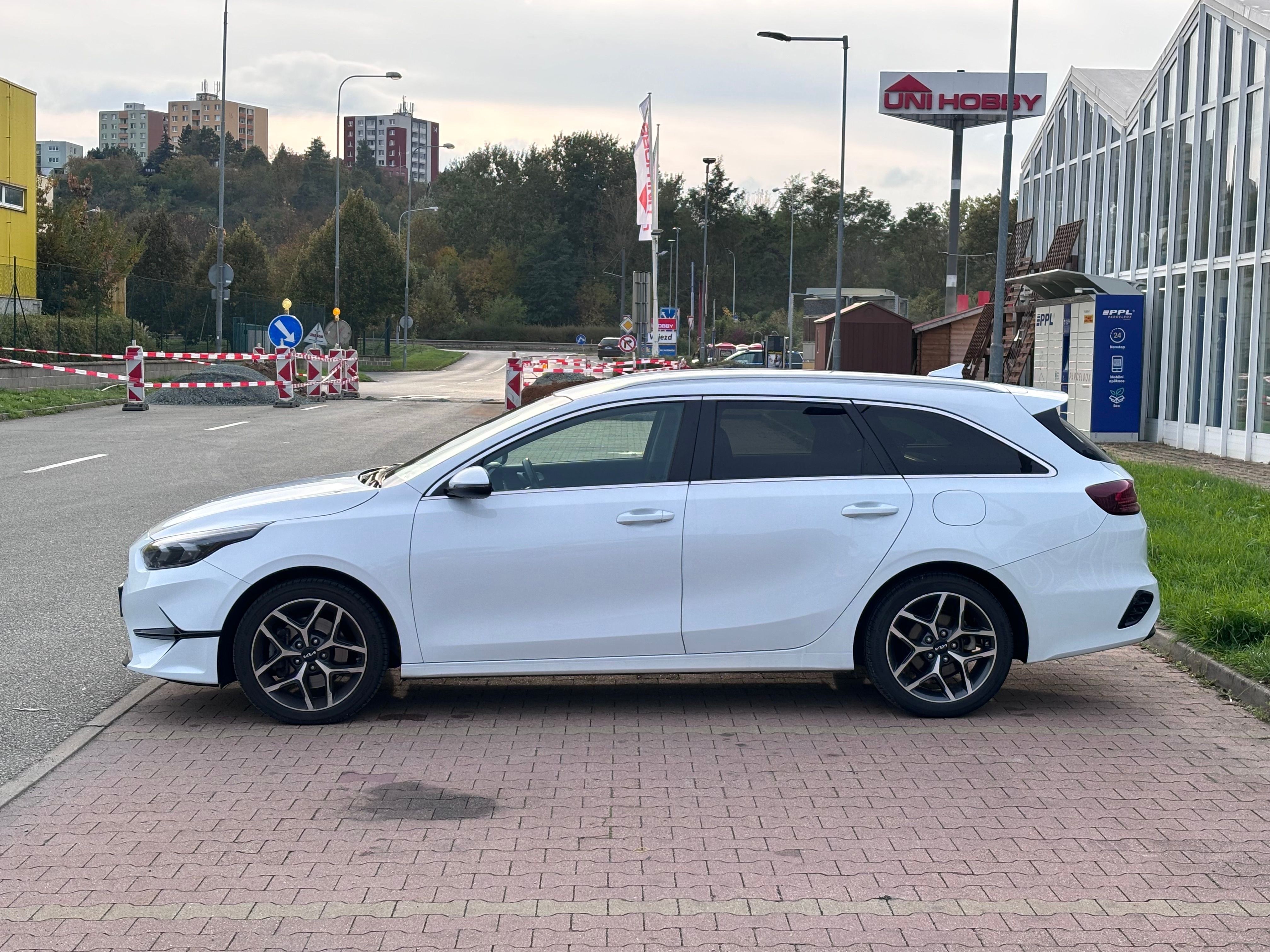 Kia Cee´d, 1.5 T-GDI, výbava TOP, záruka - fotka 5