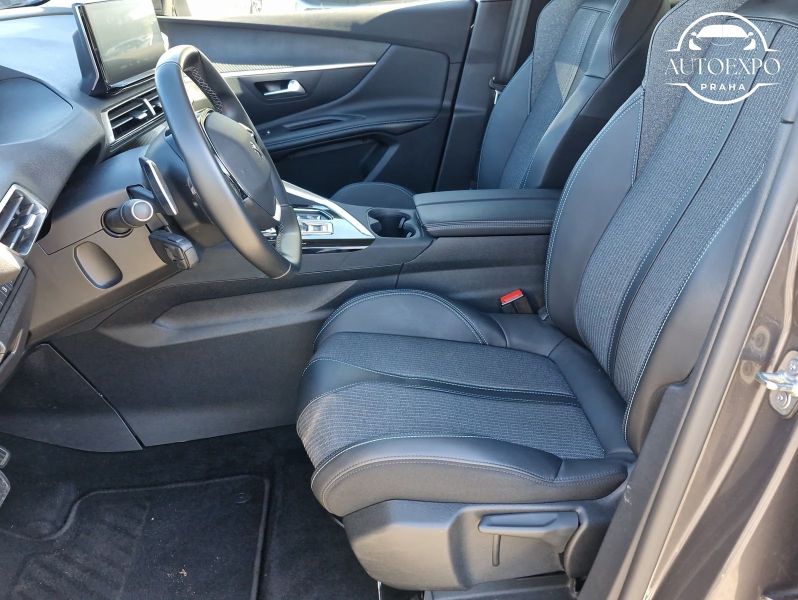 Peugeot 3008, PHEV 225 Allure e-AT LED Navi - fotka 6