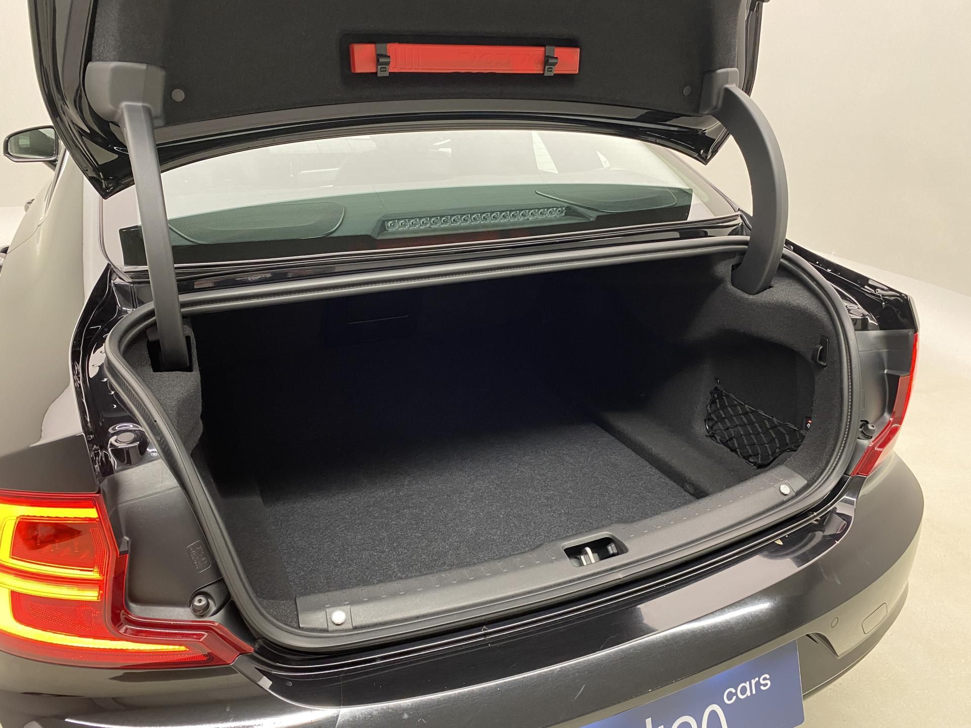Volvo S90, D4 MOMENTUM AUT - fotka 6