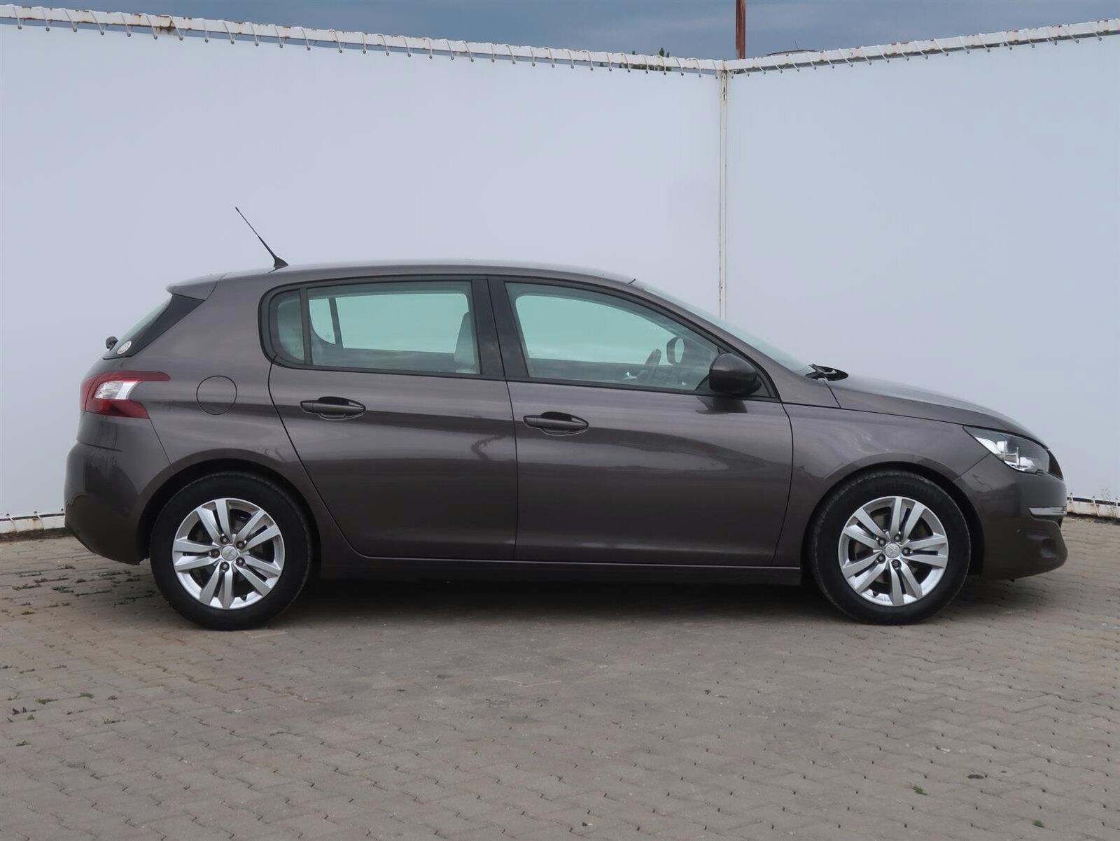 Peugeot 308, 1.6 e-HDi, Style, Serv.kniha - fotka 6