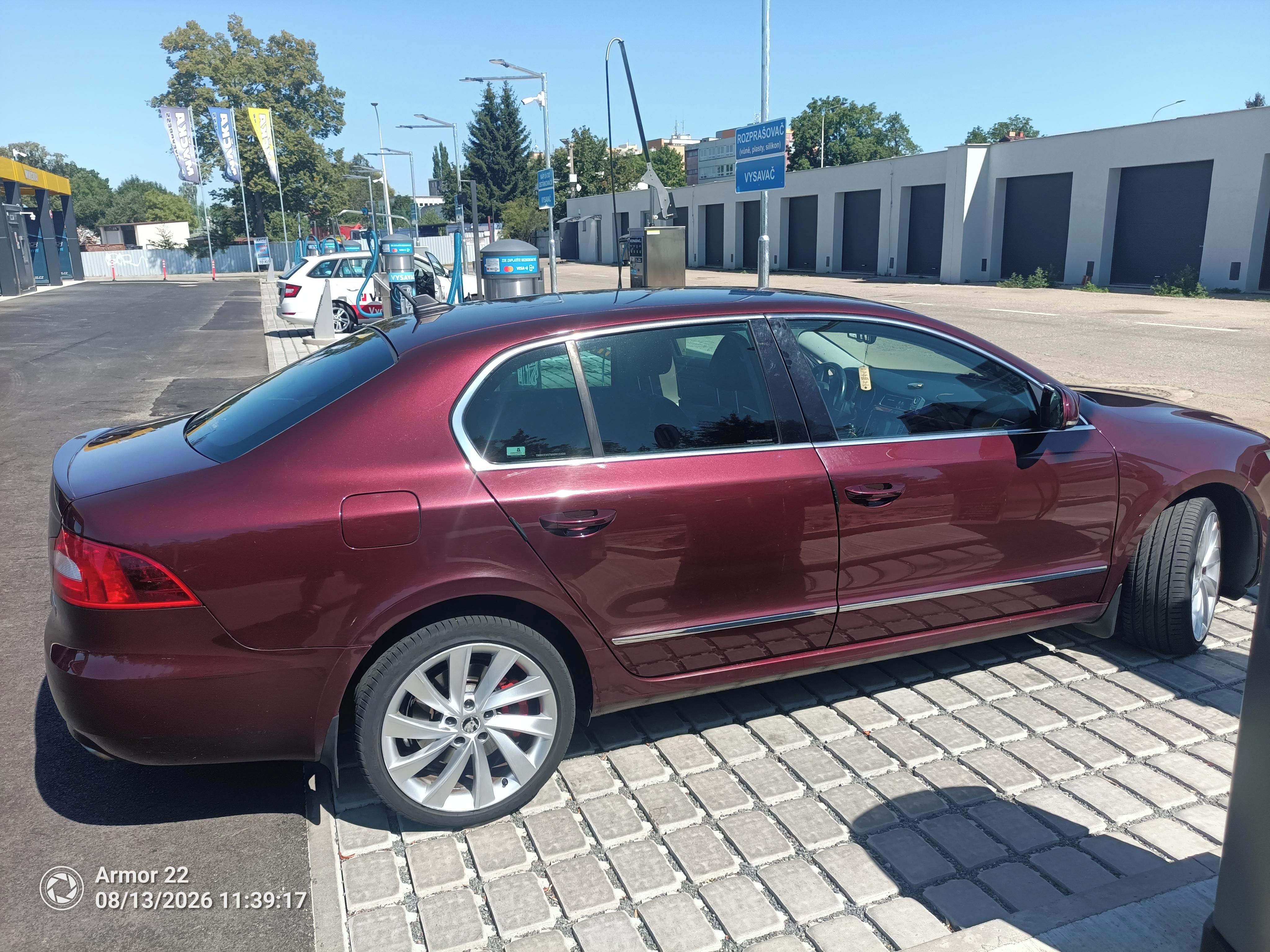 Škoda Superb, Super 2 3,6l - fotka 3