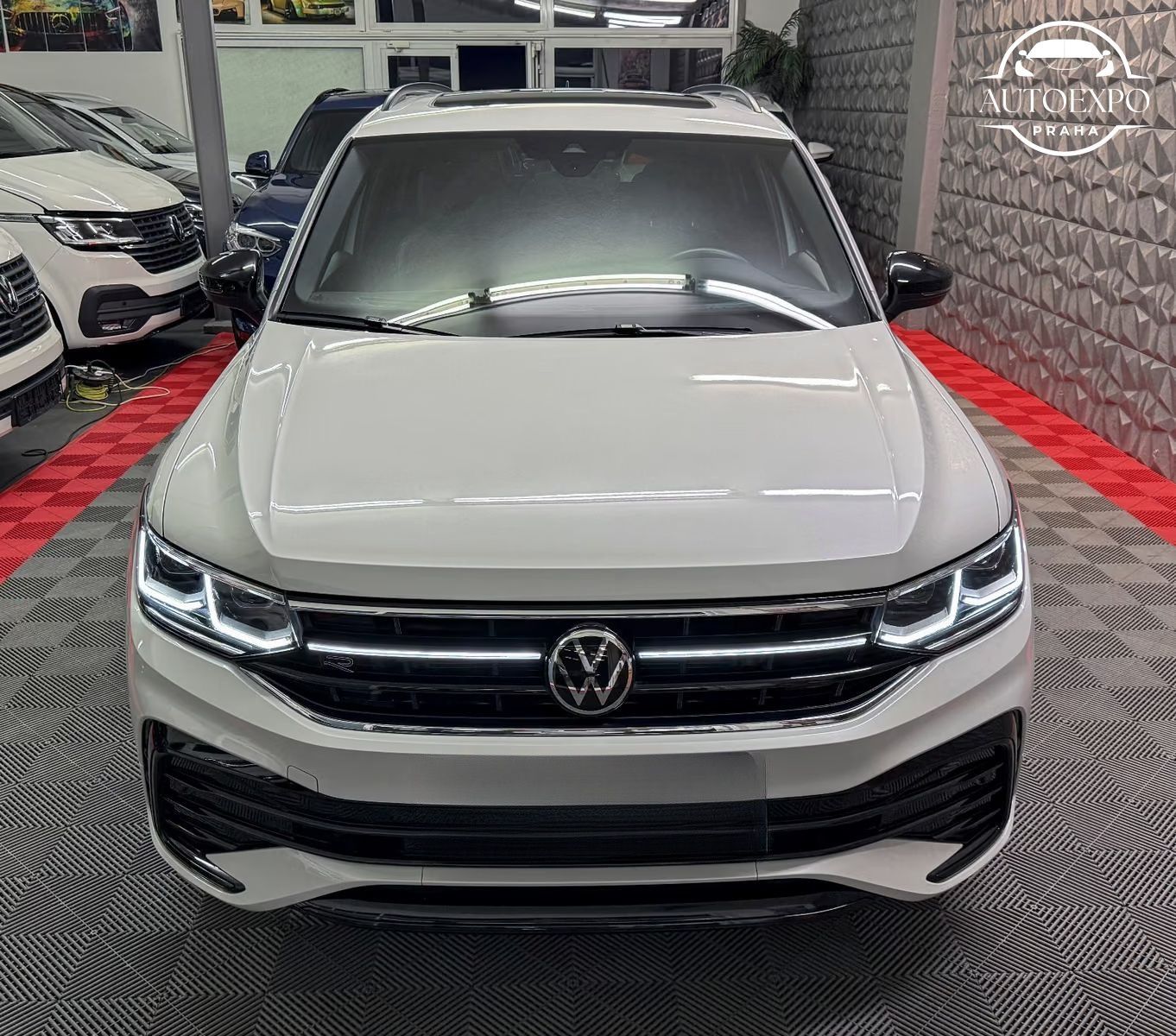Volkswagen Tiguan Allspace, 2.0 TSI DSG 4Motion R-Line - fotka 2