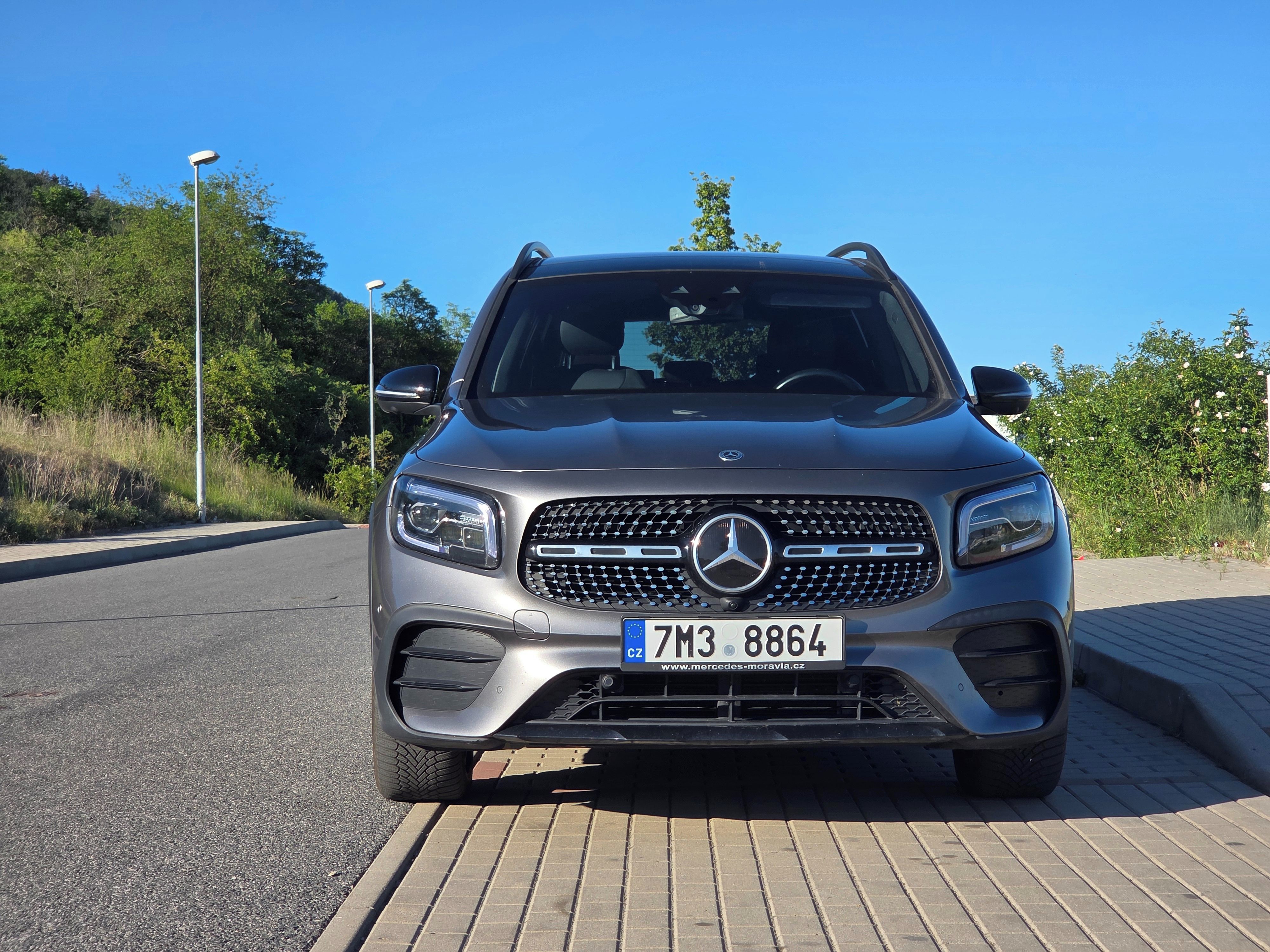 Mercedes-Benz GLB, AMG Line, Panorama, 360° - fotka 2