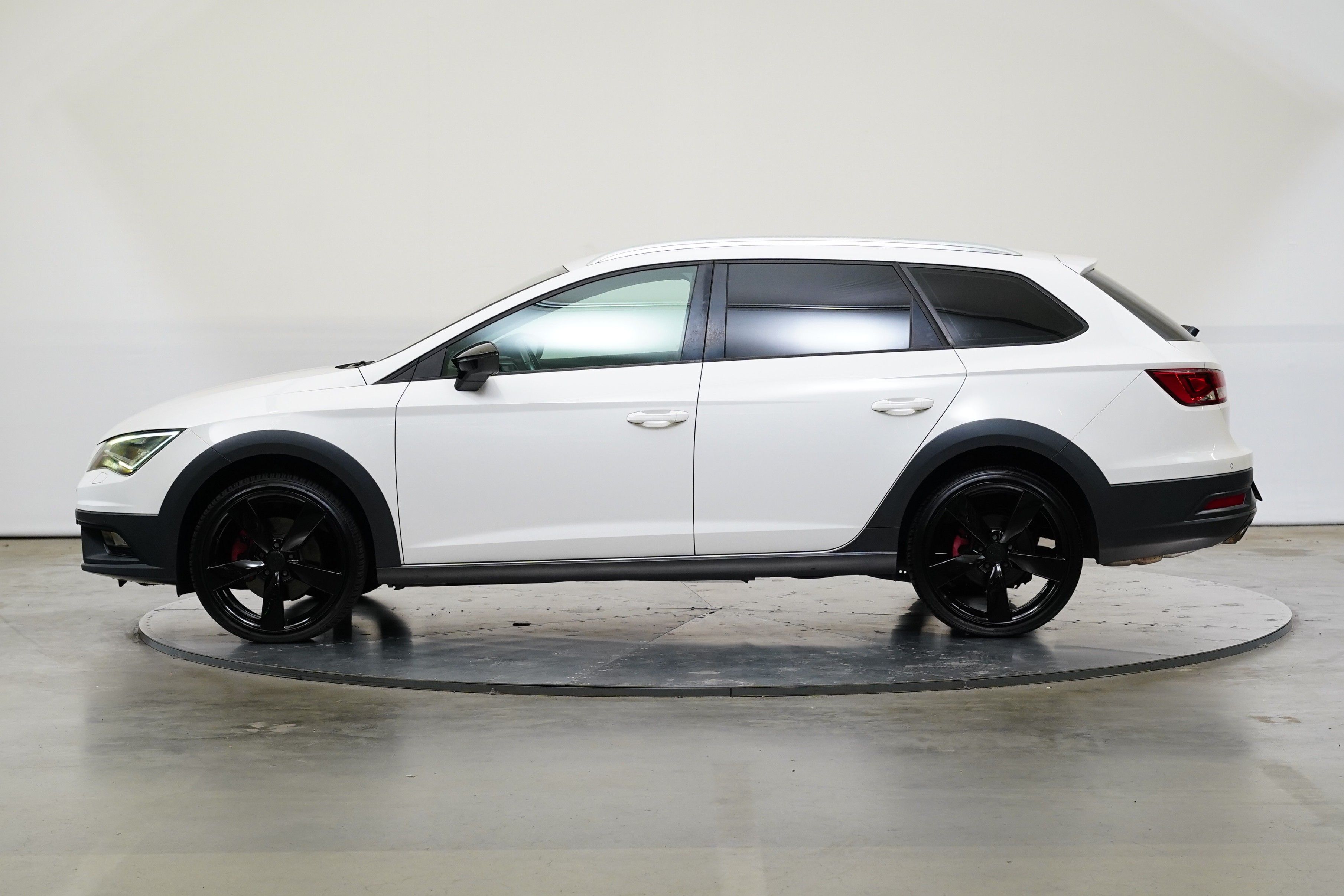 Seat Leon, 2.0TDI 135kW 4Drive X-Perience - fotka 3