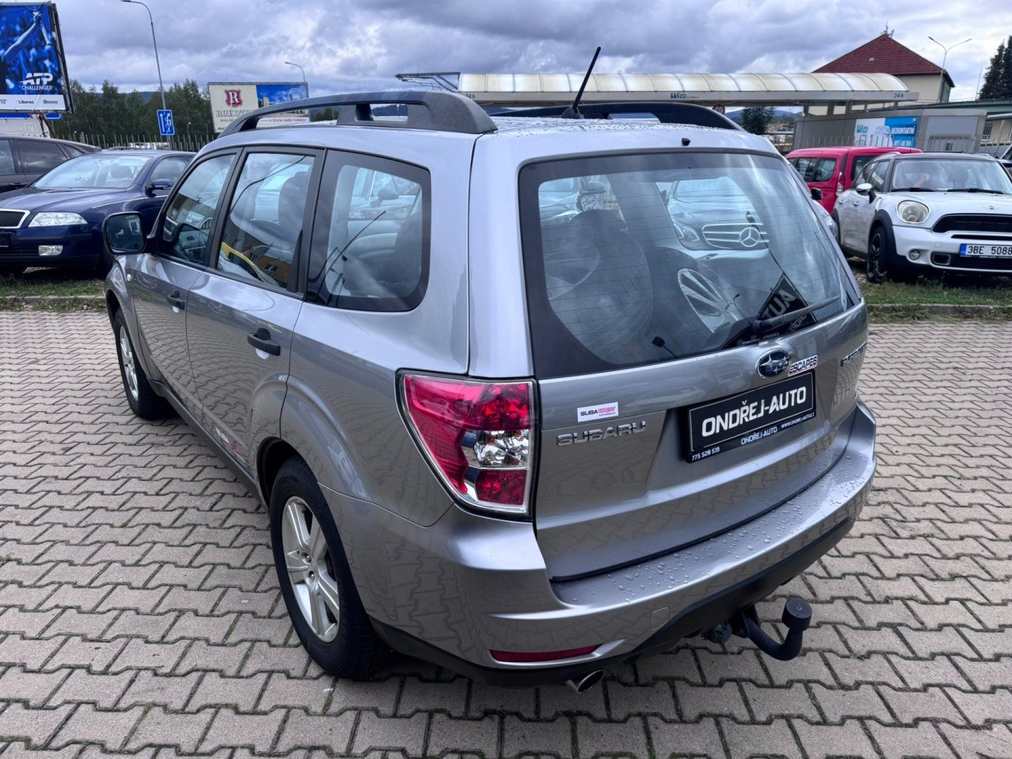 Subaru Forester, 4X4 2,0i 110 KW AUTOMAT KOLA - fotka 4