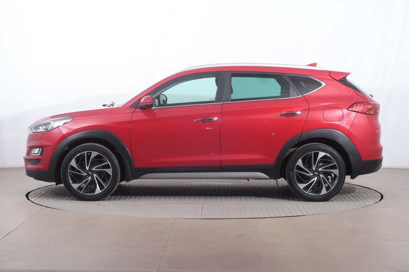 Hyundai Tucson, 1.6 T-GDI, 4X4, Automat - fotka 3