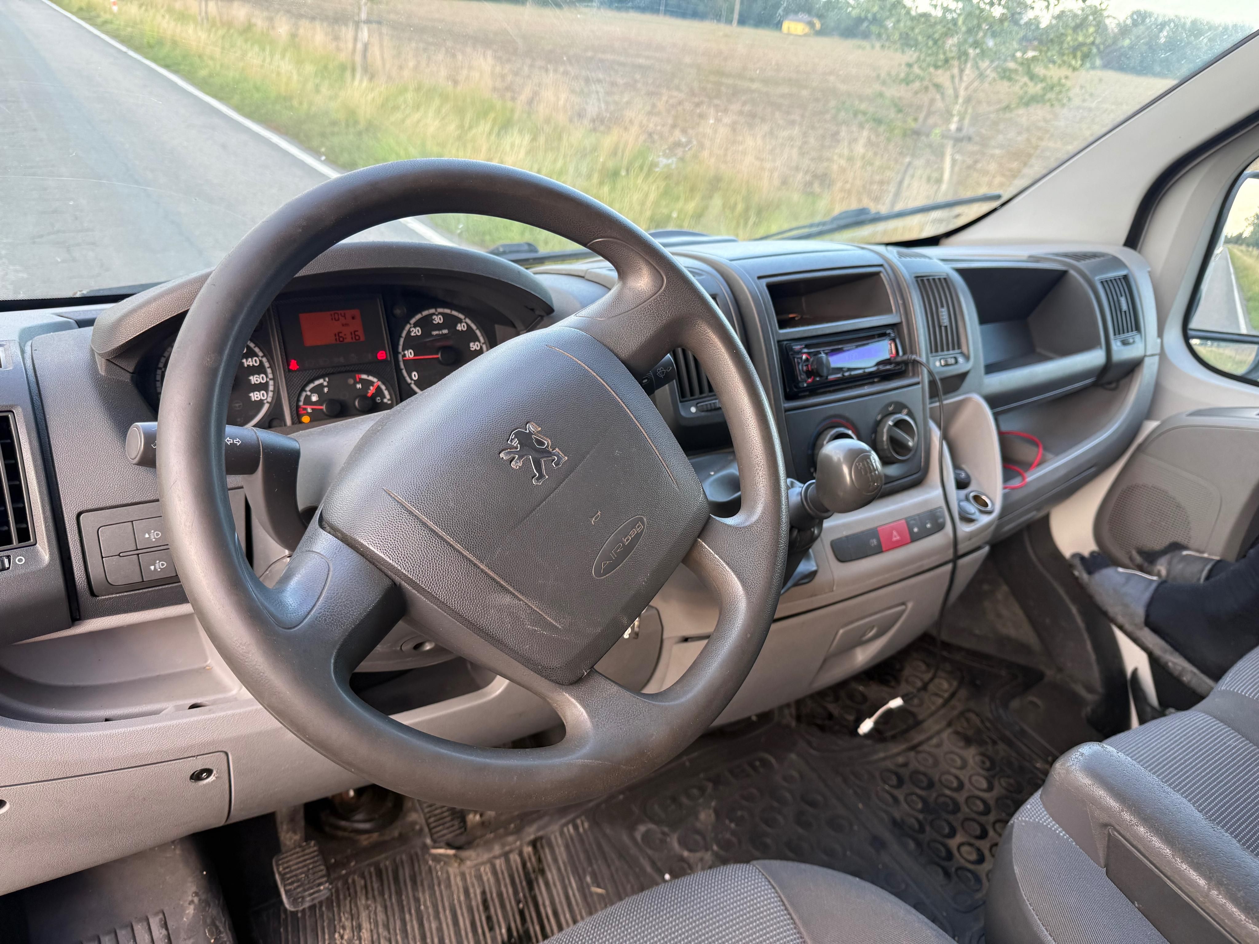 Peugeot Boxer, 2.2 Nová stk - fotka 5
