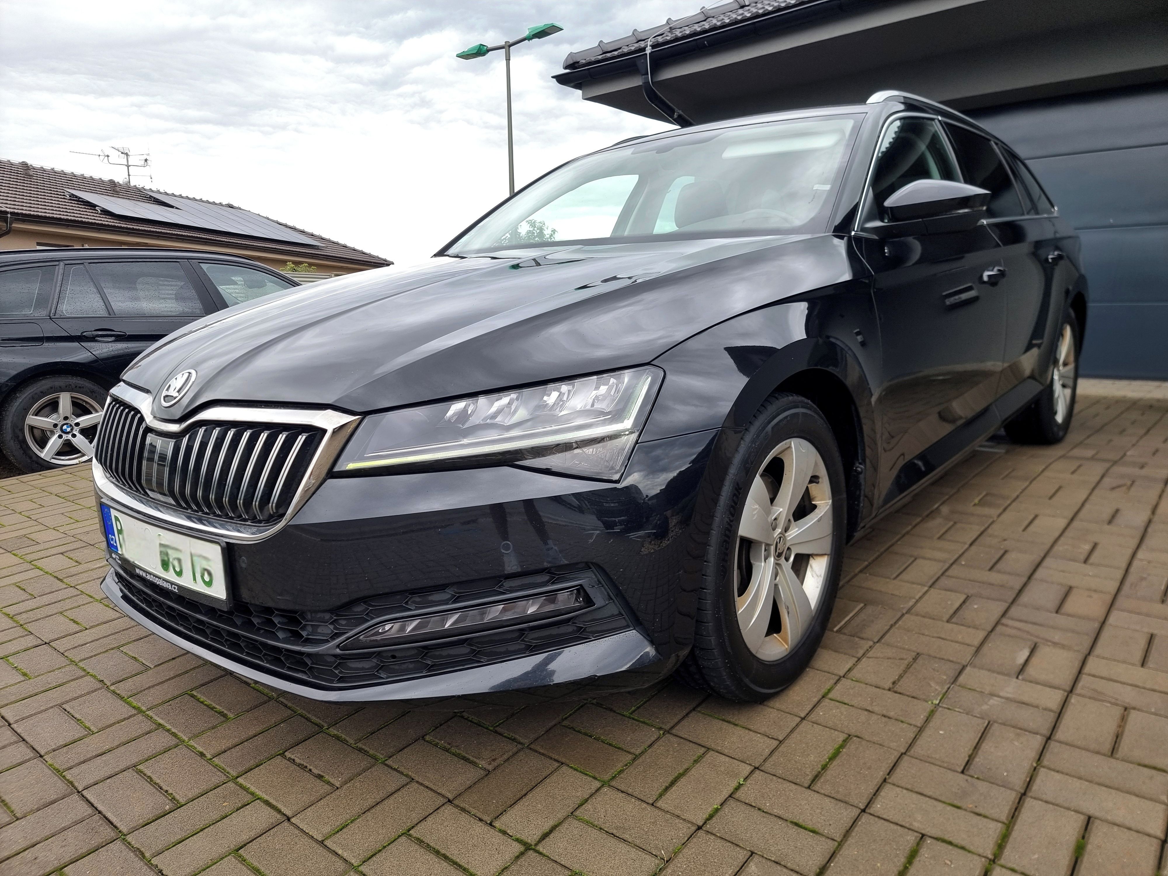 Škoda Superb, 2021 | MANUÁL 6° | 2.0TDI FACE - fotka 5