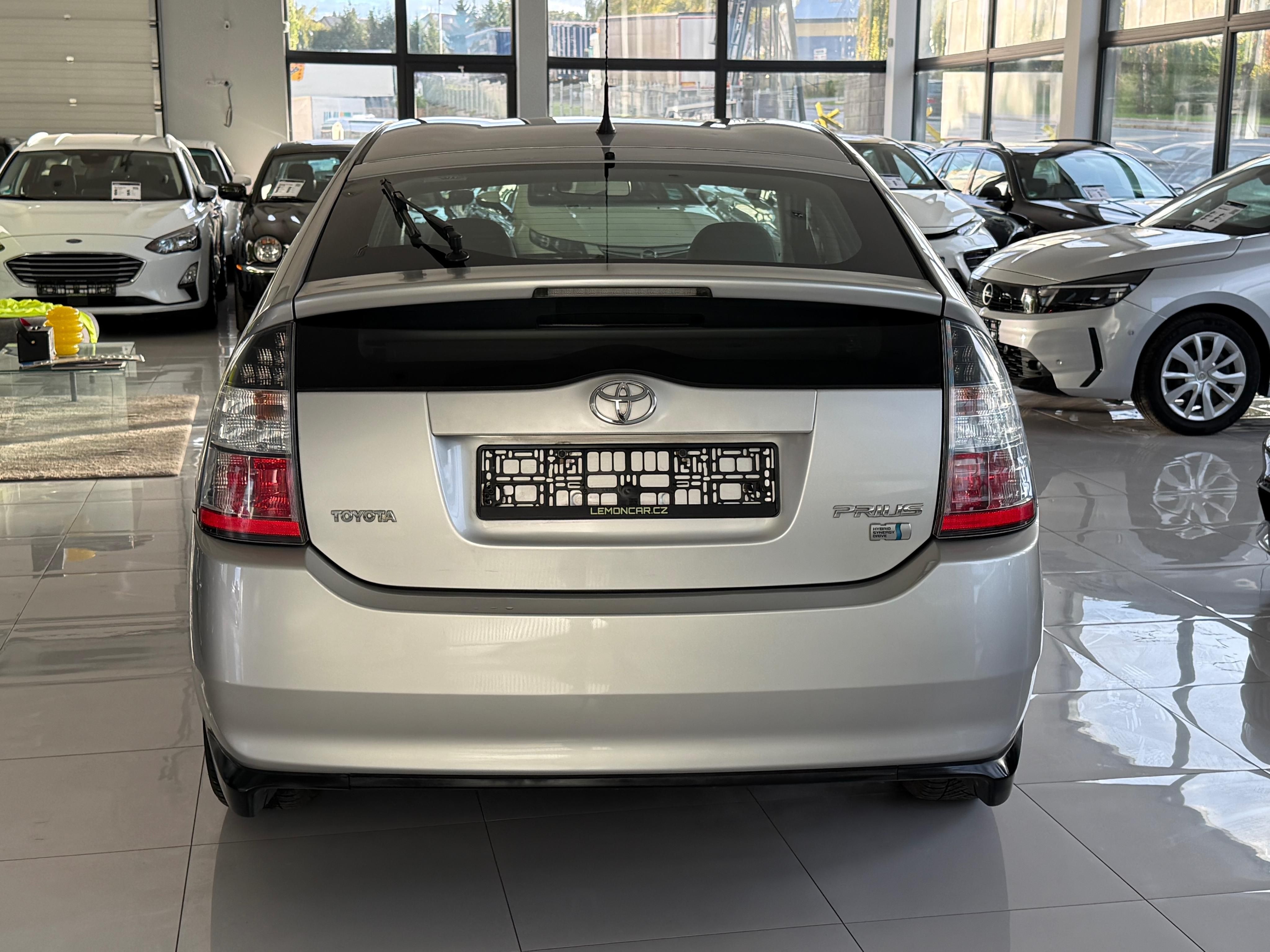Toyota Prius, Hybrid 57kW AUTOMAT SERVIS - fotka 6