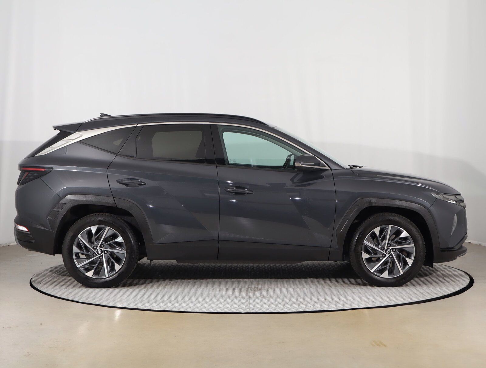Hyundai Tucson, 1.6 T-GDI, Serv.kniha - fotka 6