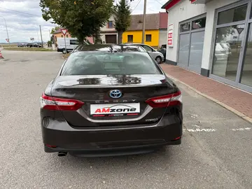 Auto 6