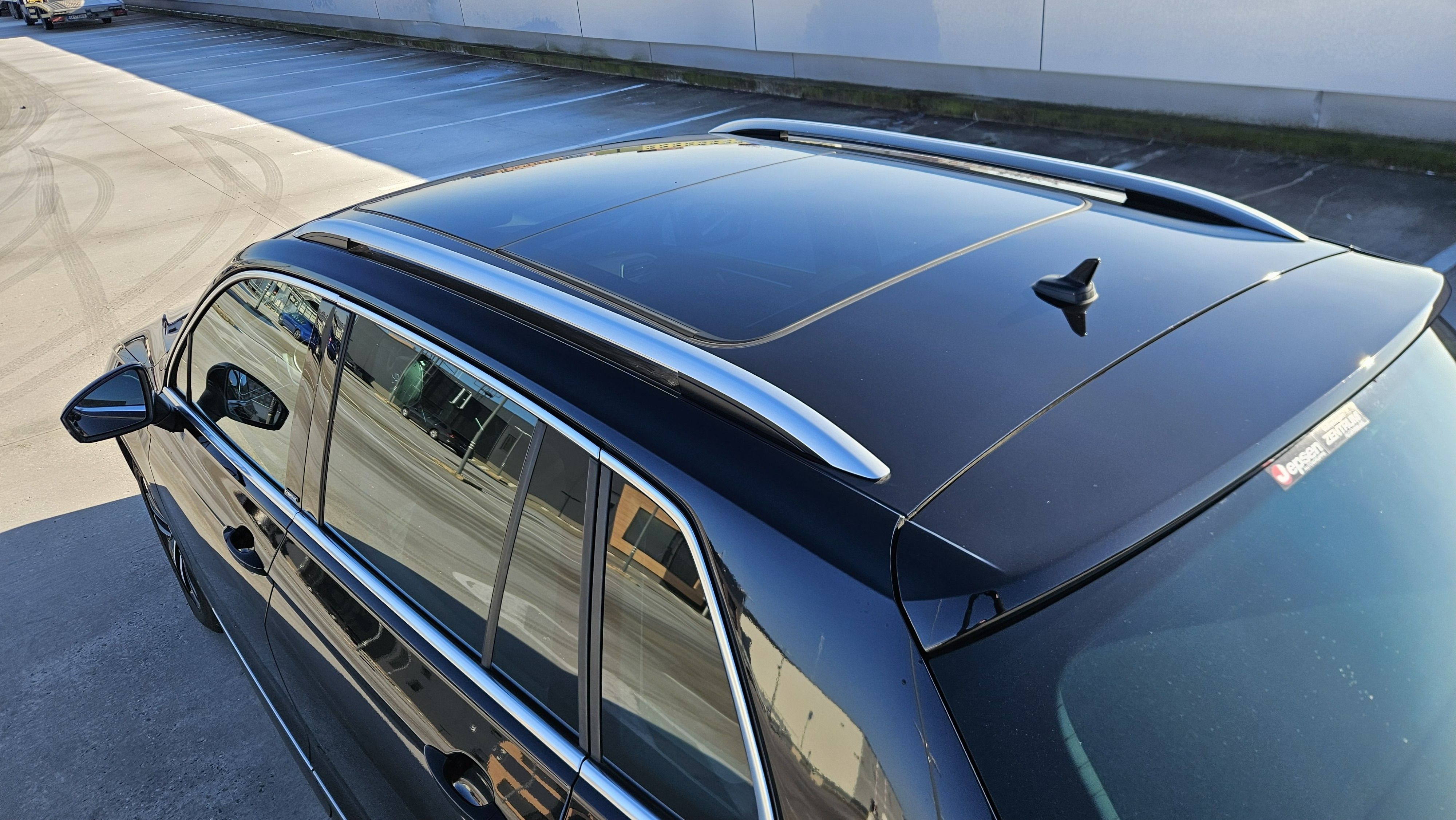 Volkswagen Tiguan - fotka 6