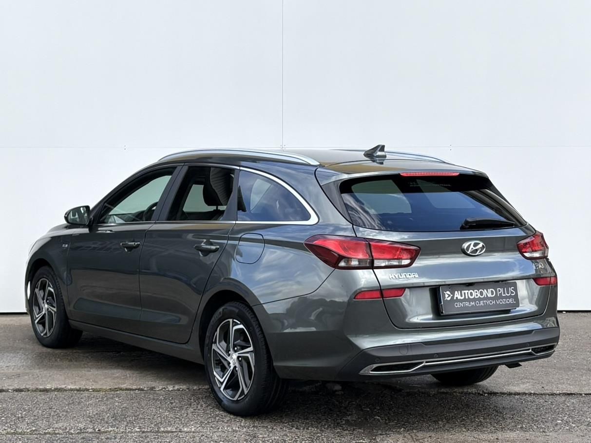 Hyundai i30, 1.5 T-GDI 117kW Family SMART - fotka 6