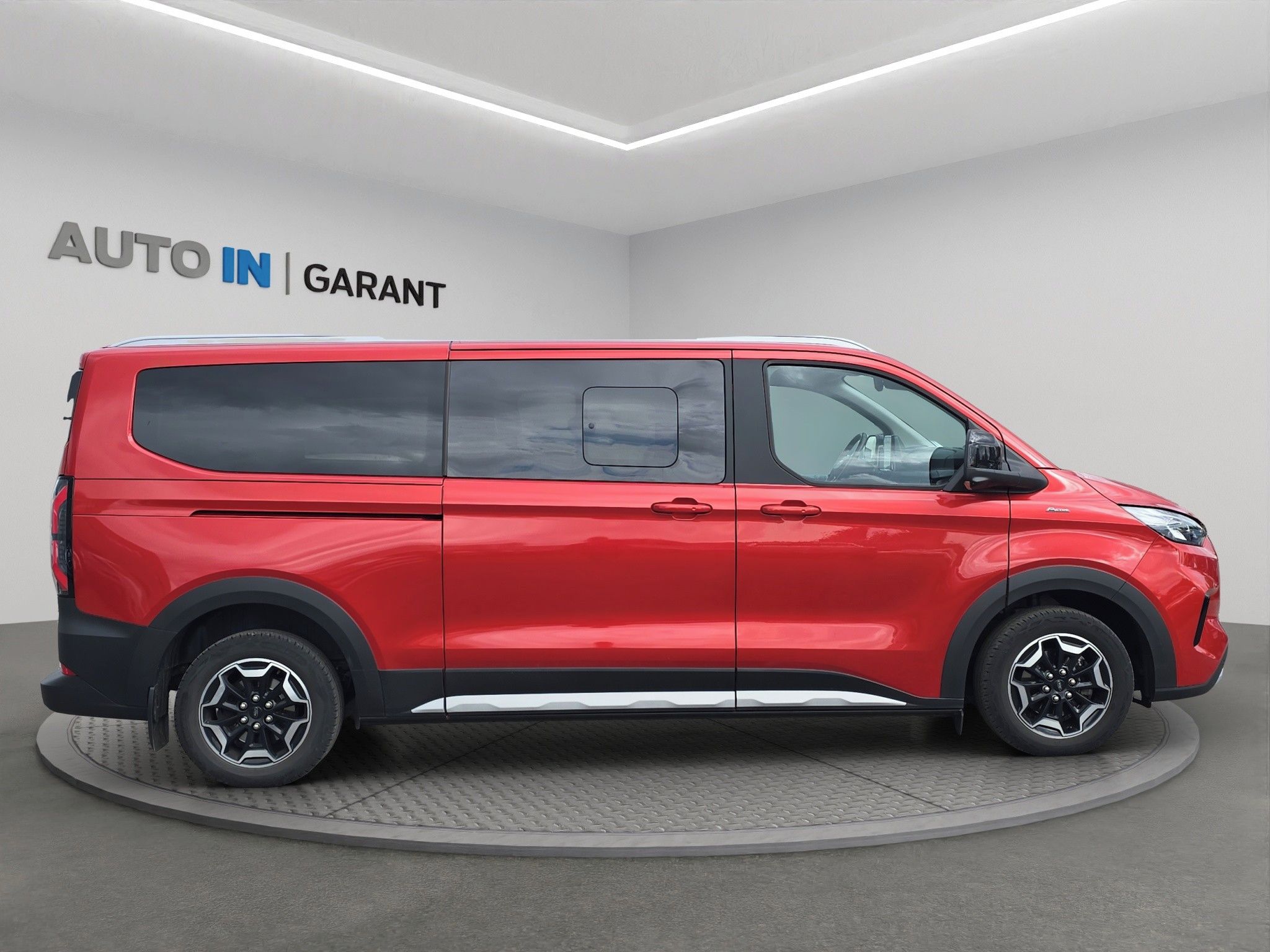 Ford Tourneo Custom, Active 2.0 EcoBlue 4x4 A/T, ne - fotka 4