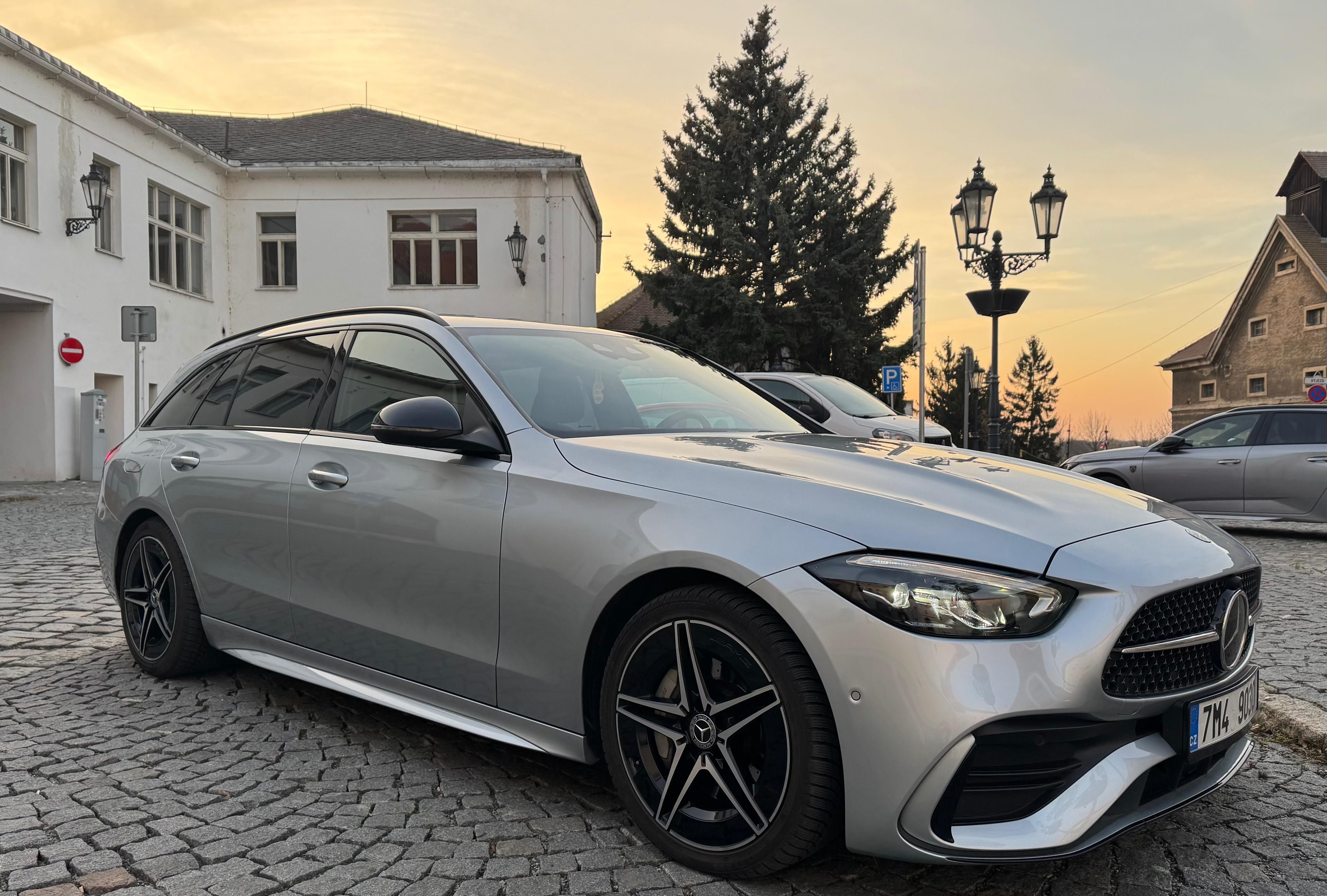 Mercedes-Benz Třídy C, Mercedes Benz S206 C220D