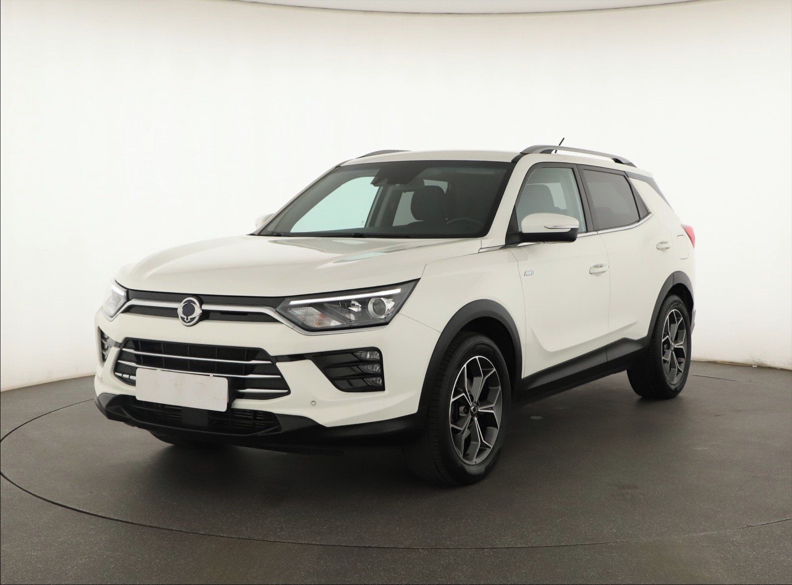 SsangYong Korando, 1.5 T-GDI, 4X4, ČR,1.maj - fotka 3